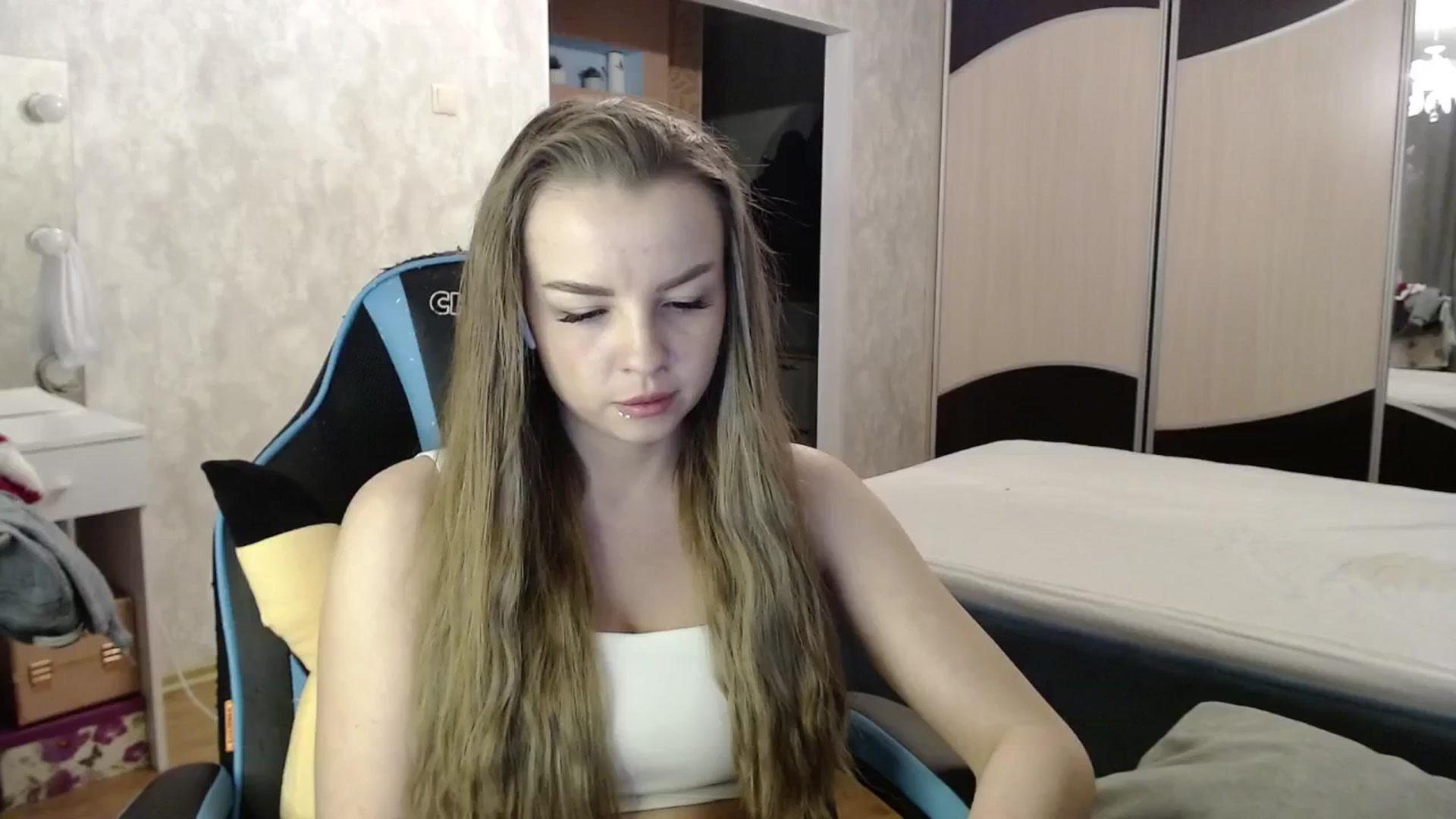 Gallery image thumbnail from Lio_noy's myfreecams stream on, 12/13/2024, 01:11 image 7 of 20