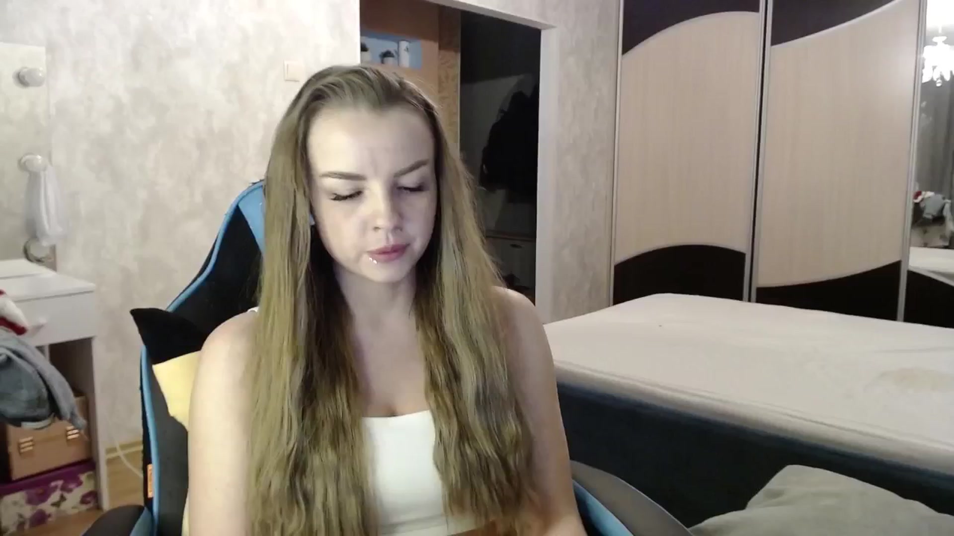 Gallery image thumbnail from Lio_noy's myfreecams stream on, 12/13/2024, 01:11 image 2 of 20