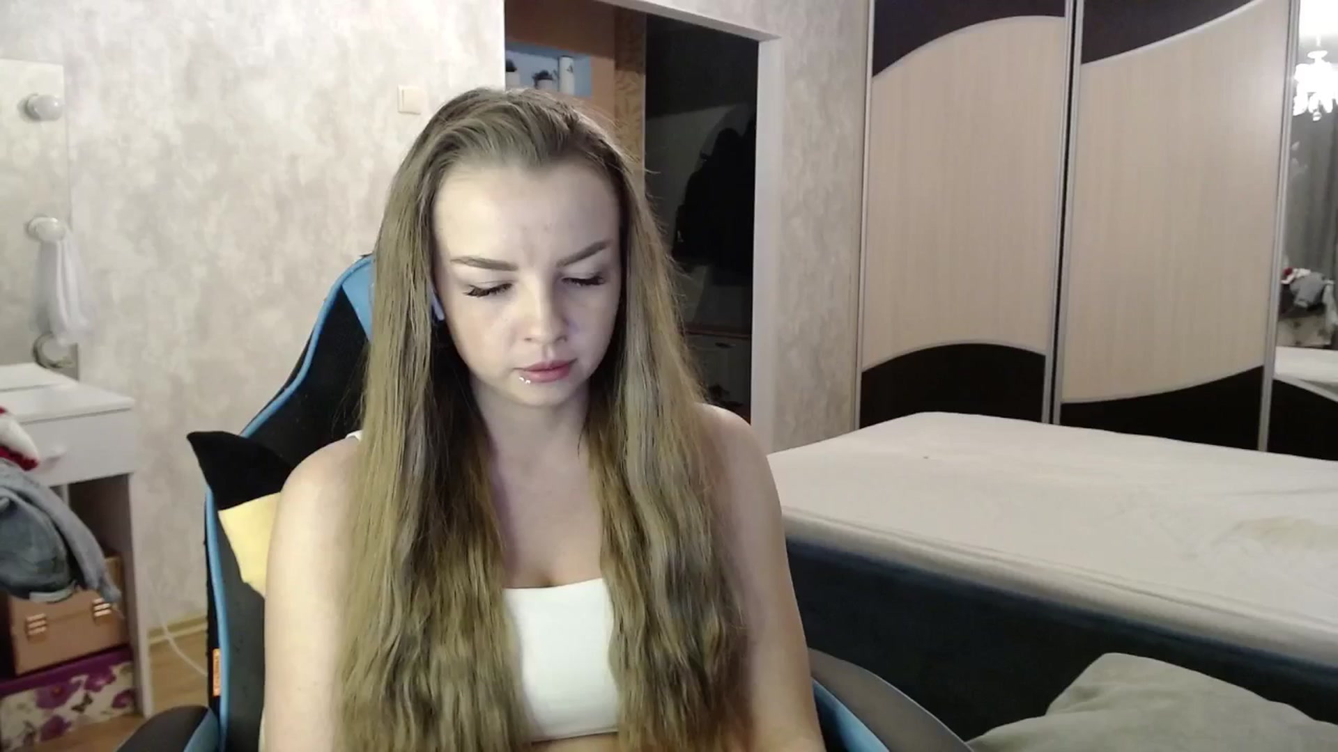 Gallery image thumbnail from Lio_noy's myfreecams stream on, 12/13/2024, 01:11 image 1 of 20