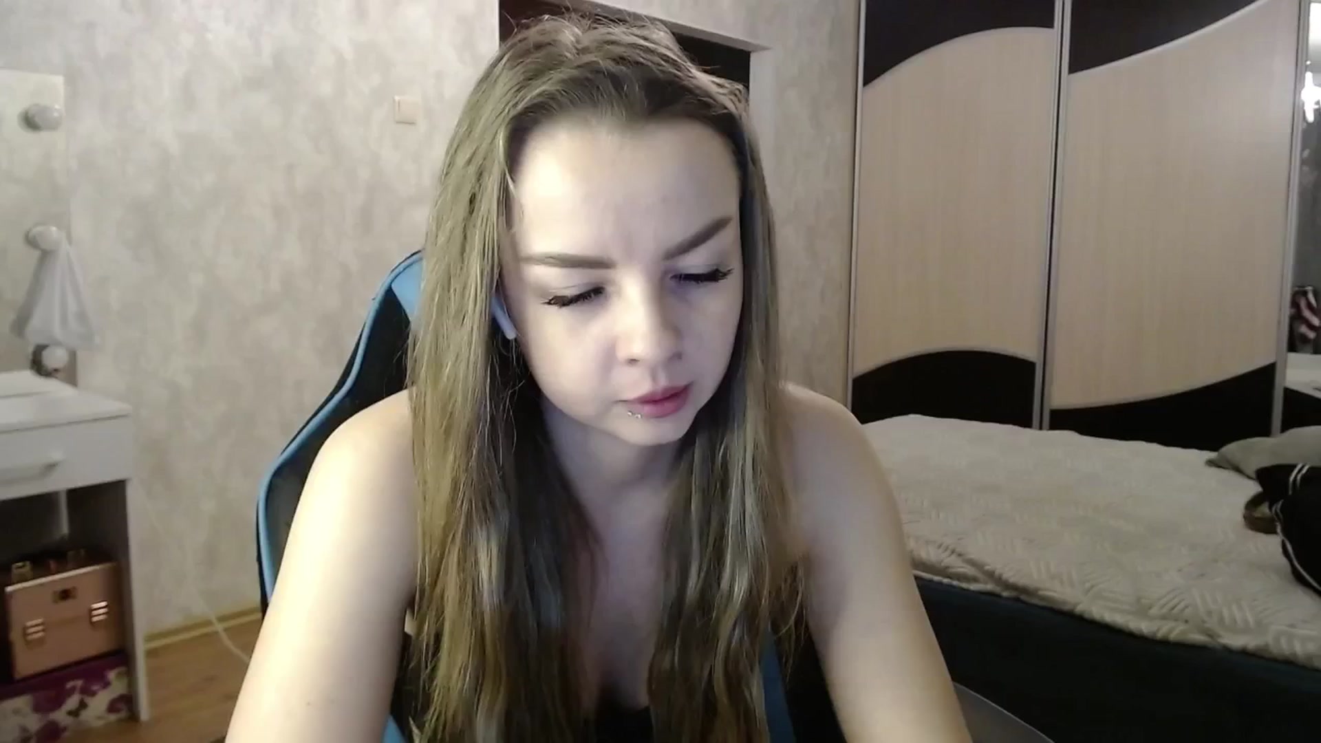 Gallery image thumbnail from Lio_noy's myfreecams stream on, 12/26/2024, 24:03 image 6 of 20