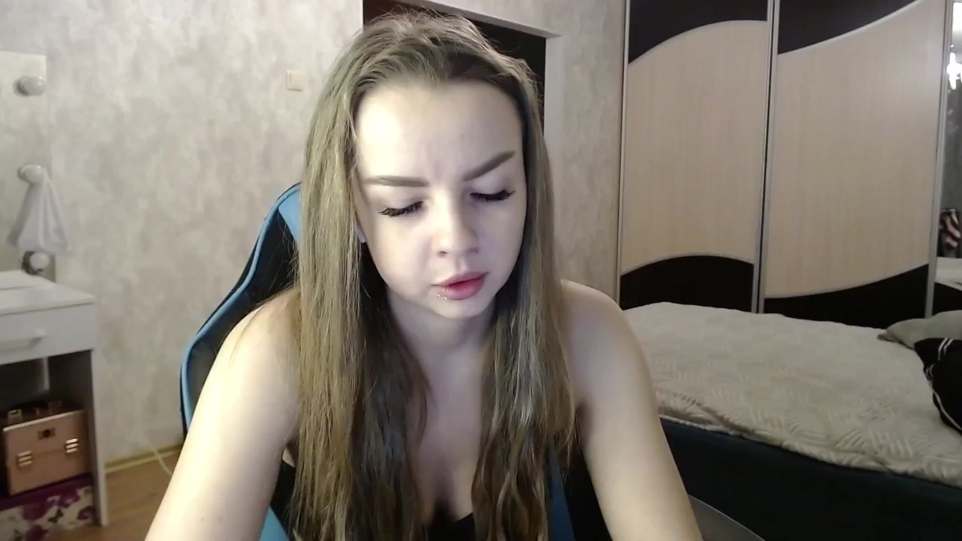 Gallery image thumbnail from Lio_noy's myfreecams stream on, 12/26/2024, 24:03 image 10 of 20