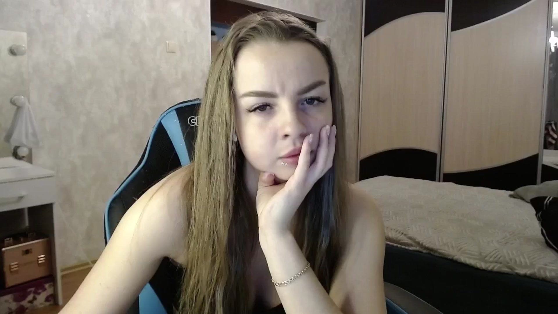 Gallery image thumbnail from Lio_noy's myfreecams stream on, 12/26/2024, 24:03 image 9 of 20