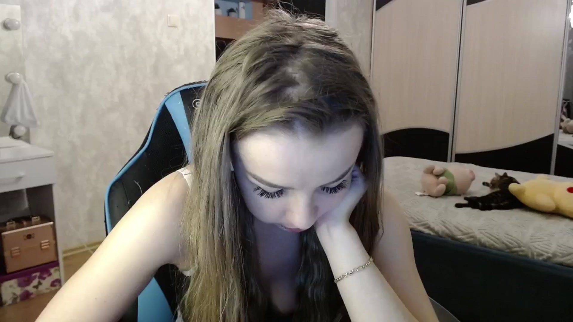 Gallery image thumbnail from Lio_noy's myfreecams stream on, 12/27/2024, 22:36 image 1 of 20