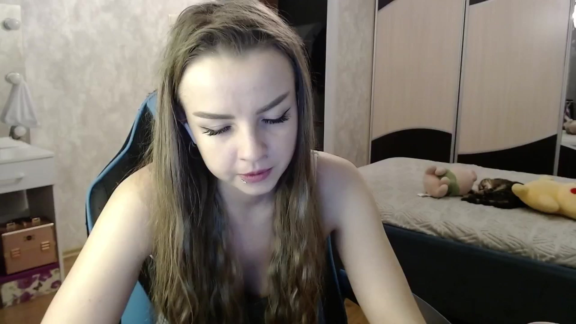 Gallery image thumbnail from Lio_noy's myfreecams stream on, 12/27/2024, 22:36 image 20 of 20