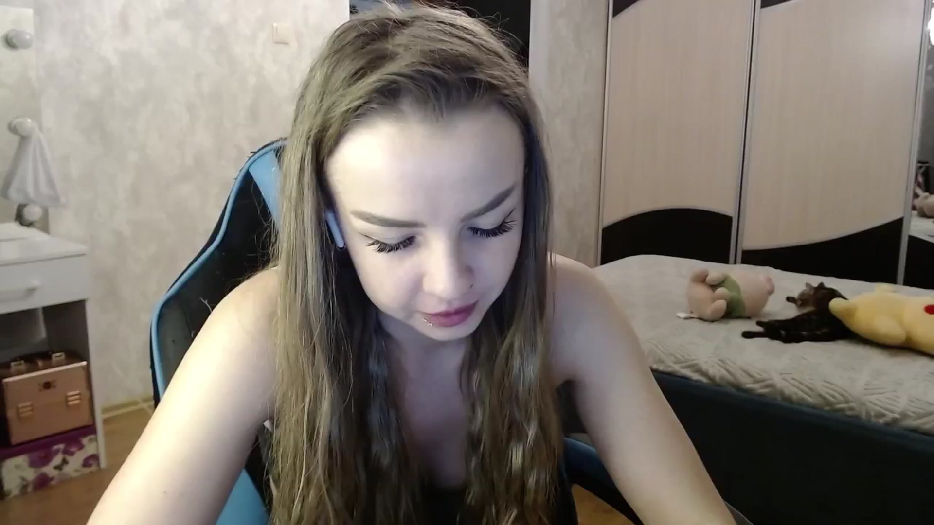 Gallery image thumbnail from Lio_noy's myfreecams stream on, 12/27/2024, 22:36 image 5 of 20