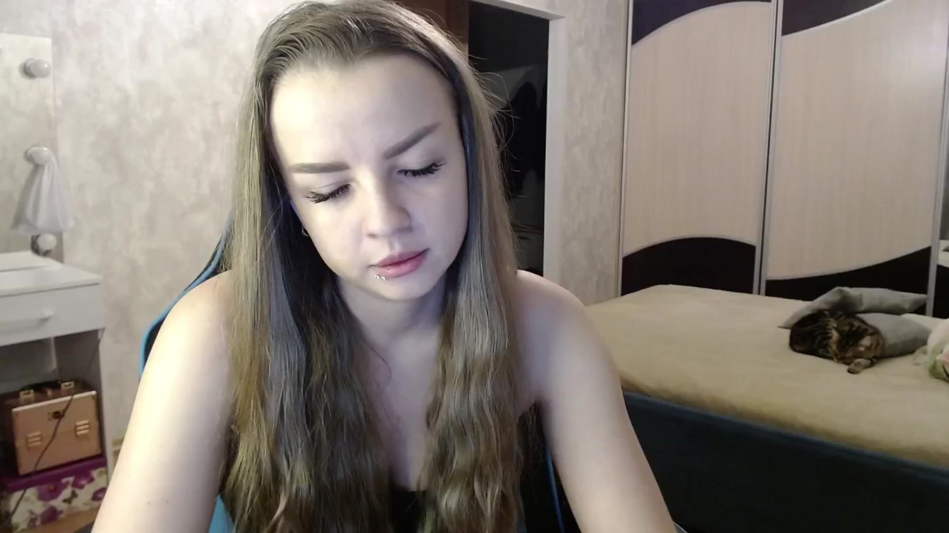 Gallery image thumbnail from Lio_noy's myfreecams stream on, 12/28/2024, 23:49 image 8 of 20
