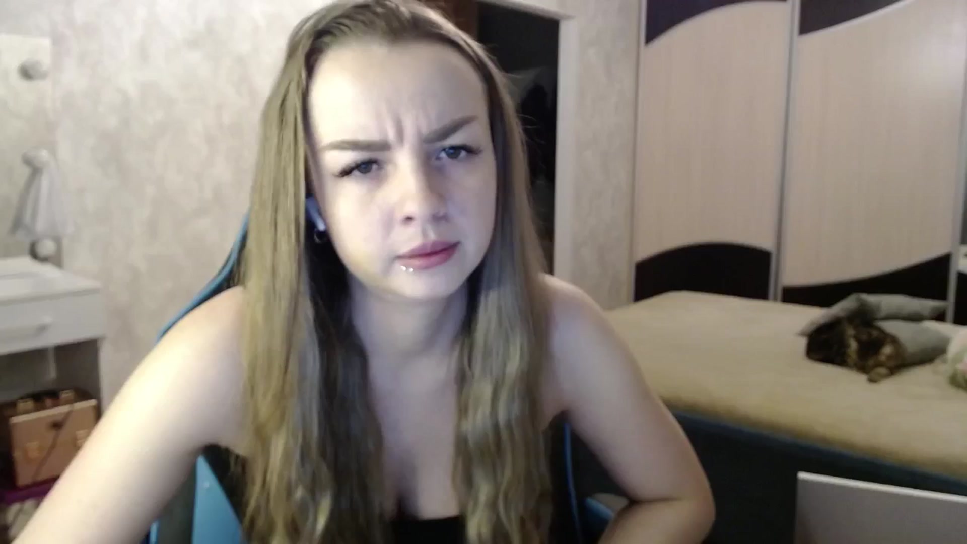 Gallery image thumbnail from Lio_noy's myfreecams stream on, 12/28/2024, 23:49 image 11 of 20