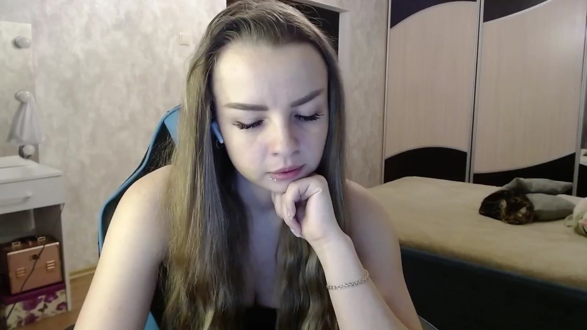 Gallery image thumbnail from Lio_noy's myfreecams stream on, 12/28/2024, 23:49 image 1 of 20