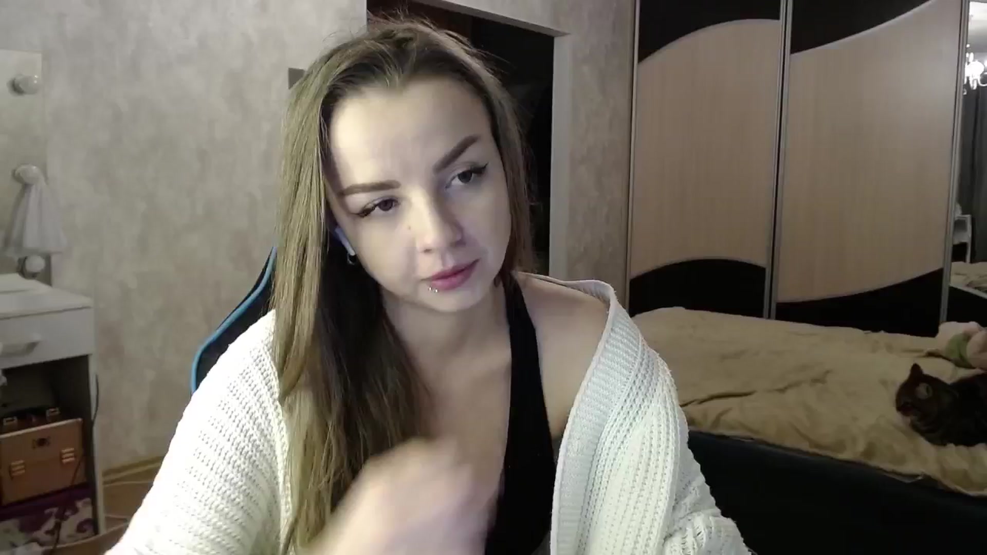 Gallery image thumbnail from Lio_noy's myfreecams stream on, 01/05/2025, 21:43 image 10 of 20