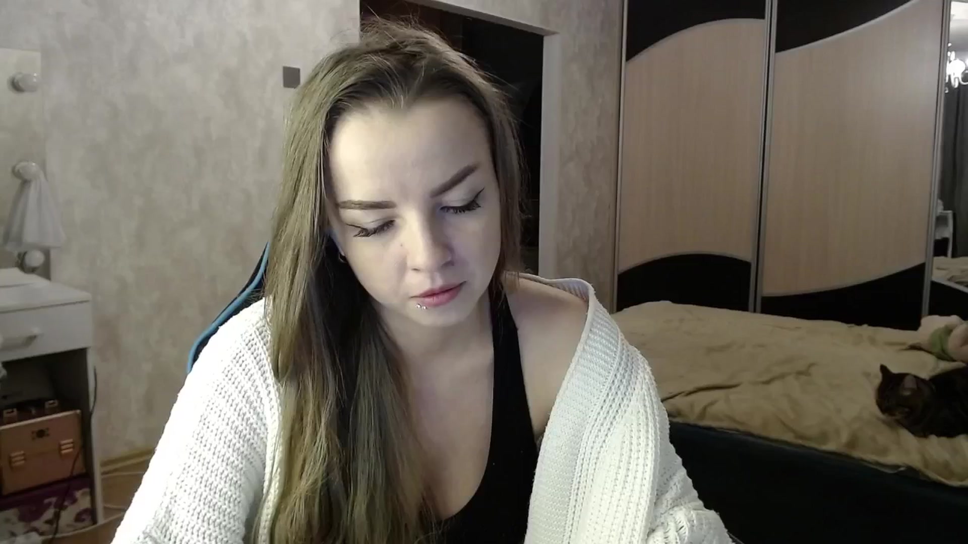 Gallery image thumbnail from Lio_noy's myfreecams stream on, 01/05/2025, 21:43 image 17 of 20