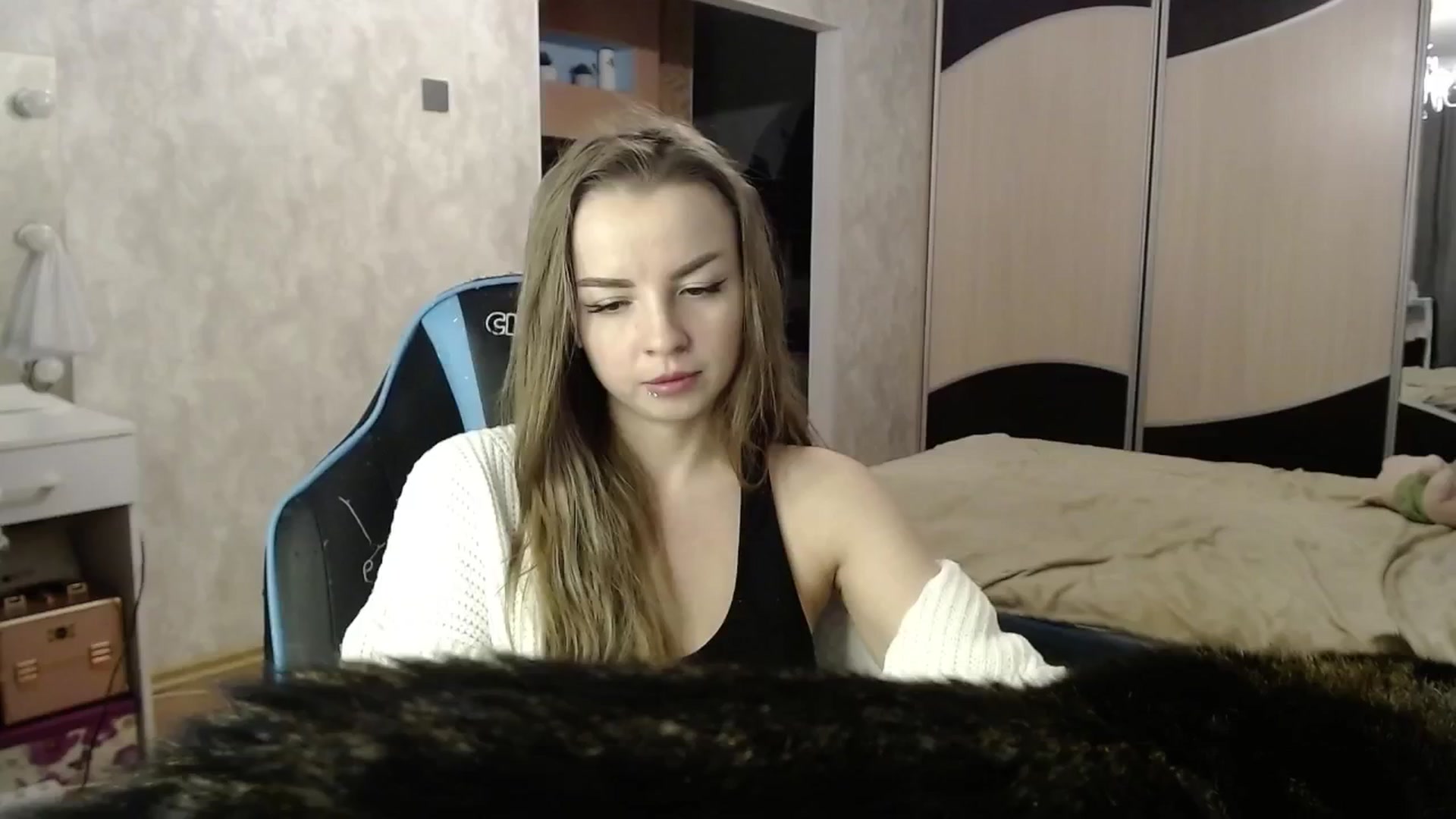 Gallery image thumbnail from Lio_noy's myfreecams stream on, 01/05/2025, 23:11 image 3 of 20