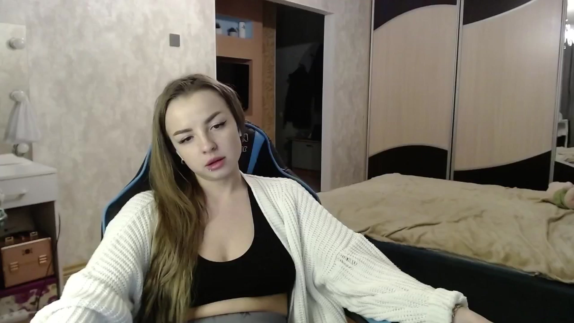 Gallery image thumbnail from Lio_noy's myfreecams stream on, 01/06/2025, 01:25 image 20 of 20