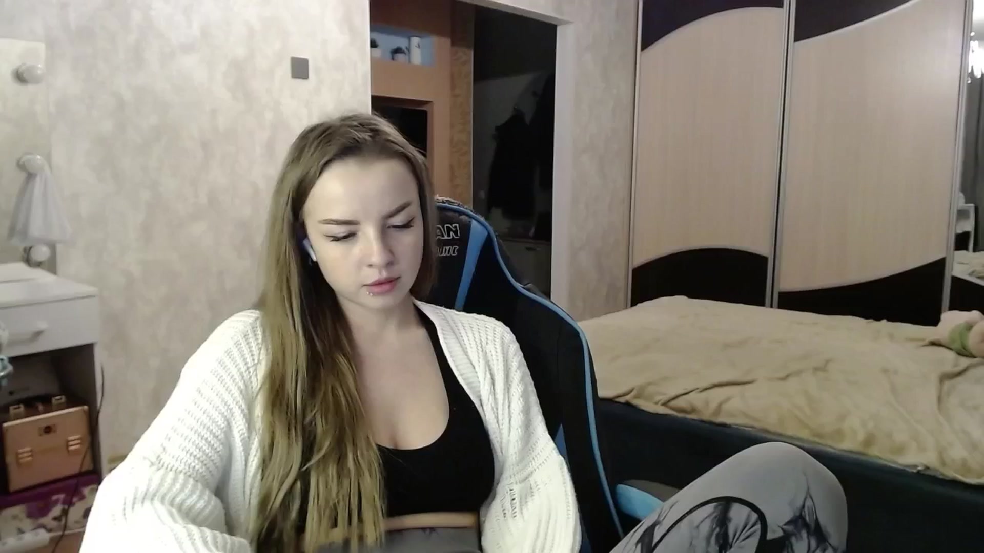 Gallery image thumbnail from Lio_noy's myfreecams stream on, 01/06/2025, 01:25 image 2 of 20