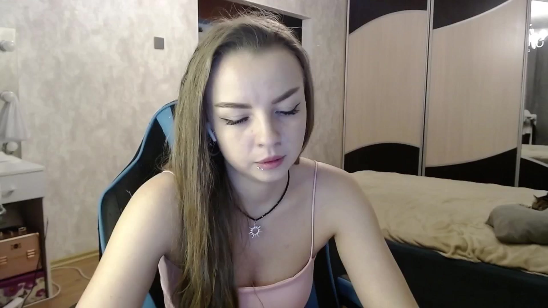 Gallery image thumbnail from Lio_noy's myfreecams stream on, 01/06/2025, 22:49 image 15 of 20