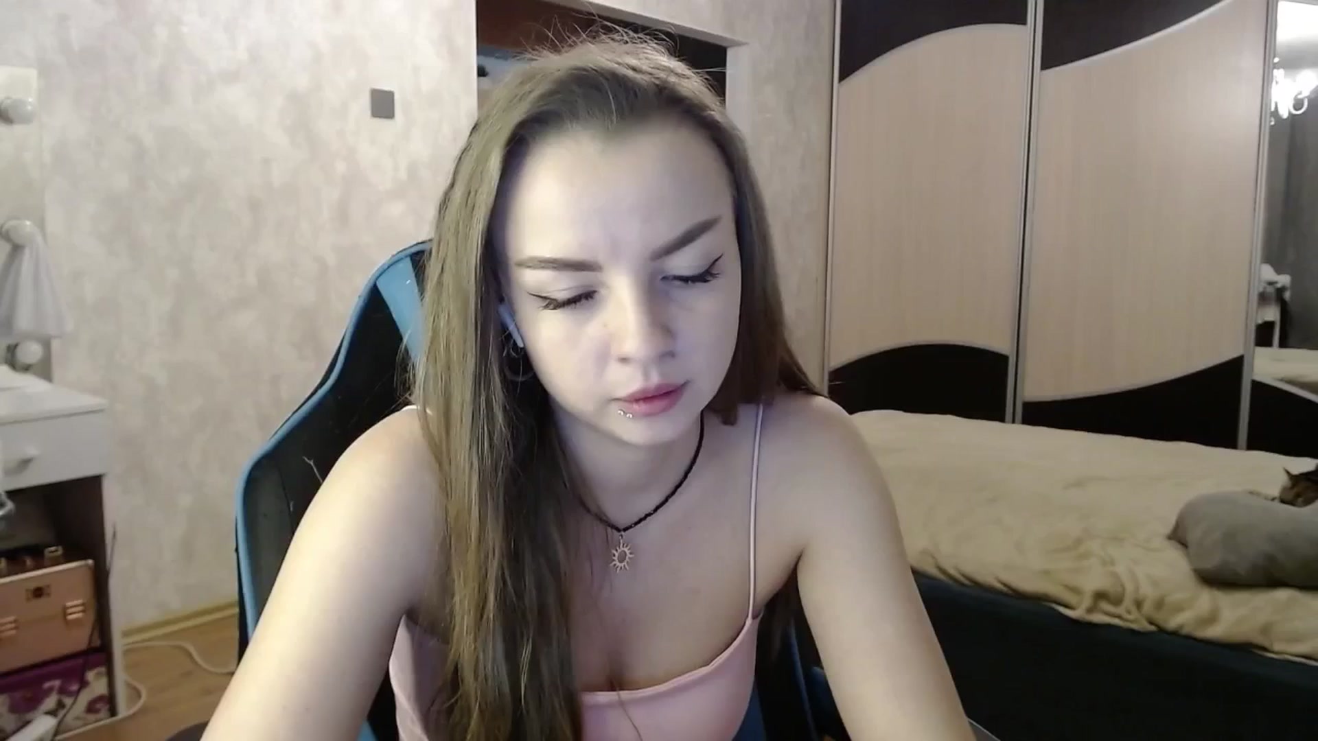 Gallery image thumbnail from Lio_noy's myfreecams stream on, 01/06/2025, 22:49 image 9 of 20