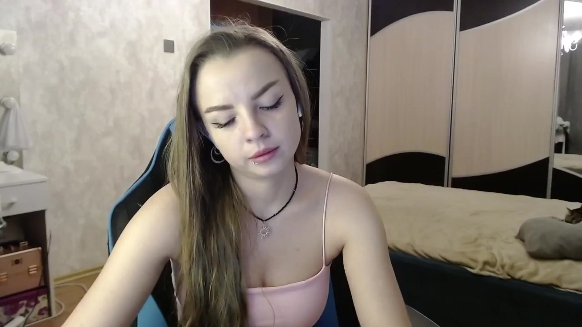 Gallery image thumbnail from Lio_noy's myfreecams stream on, 01/06/2025, 22:49 image 13 of 20
