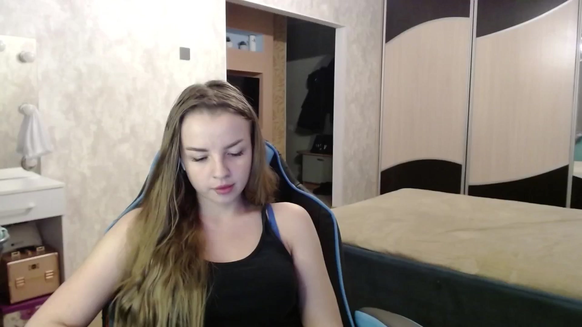 Gallery image thumbnail from Lio_noy's myfreecams stream on, 01/09/2025, 22:11 image 6 of 20