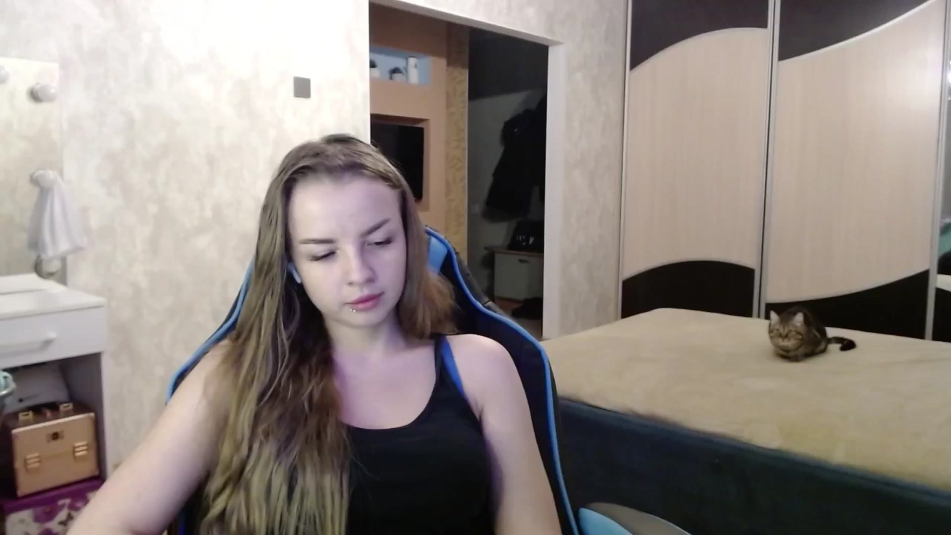 Gallery image thumbnail from Lio_noy's myfreecams stream on, 01/09/2025, 22:11 image 16 of 20