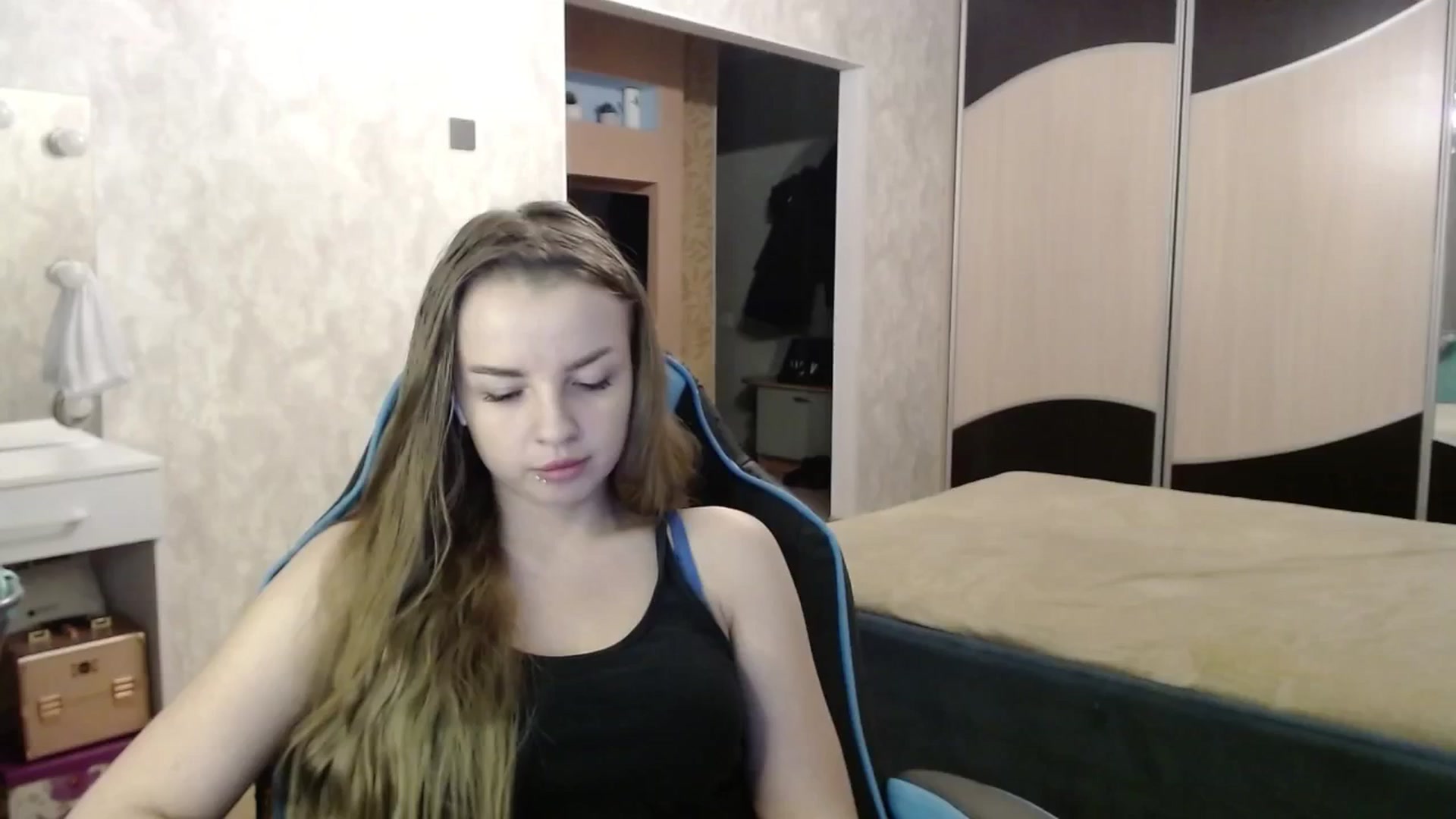Gallery image thumbnail from Lio_noy's myfreecams stream on, 01/09/2025, 22:11 image 7 of 20