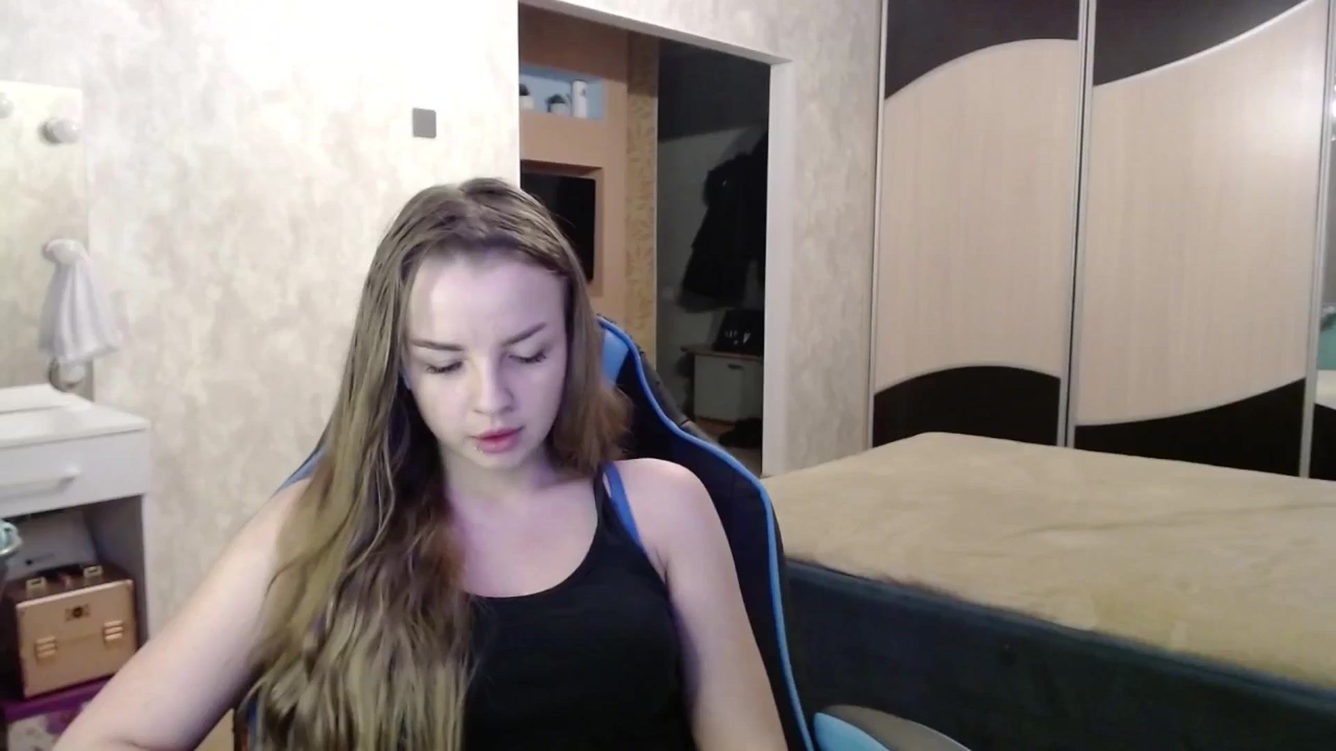 Gallery image thumbnail from Lio_noy's myfreecams stream on, 01/09/2025, 22:11 image 5 of 20
