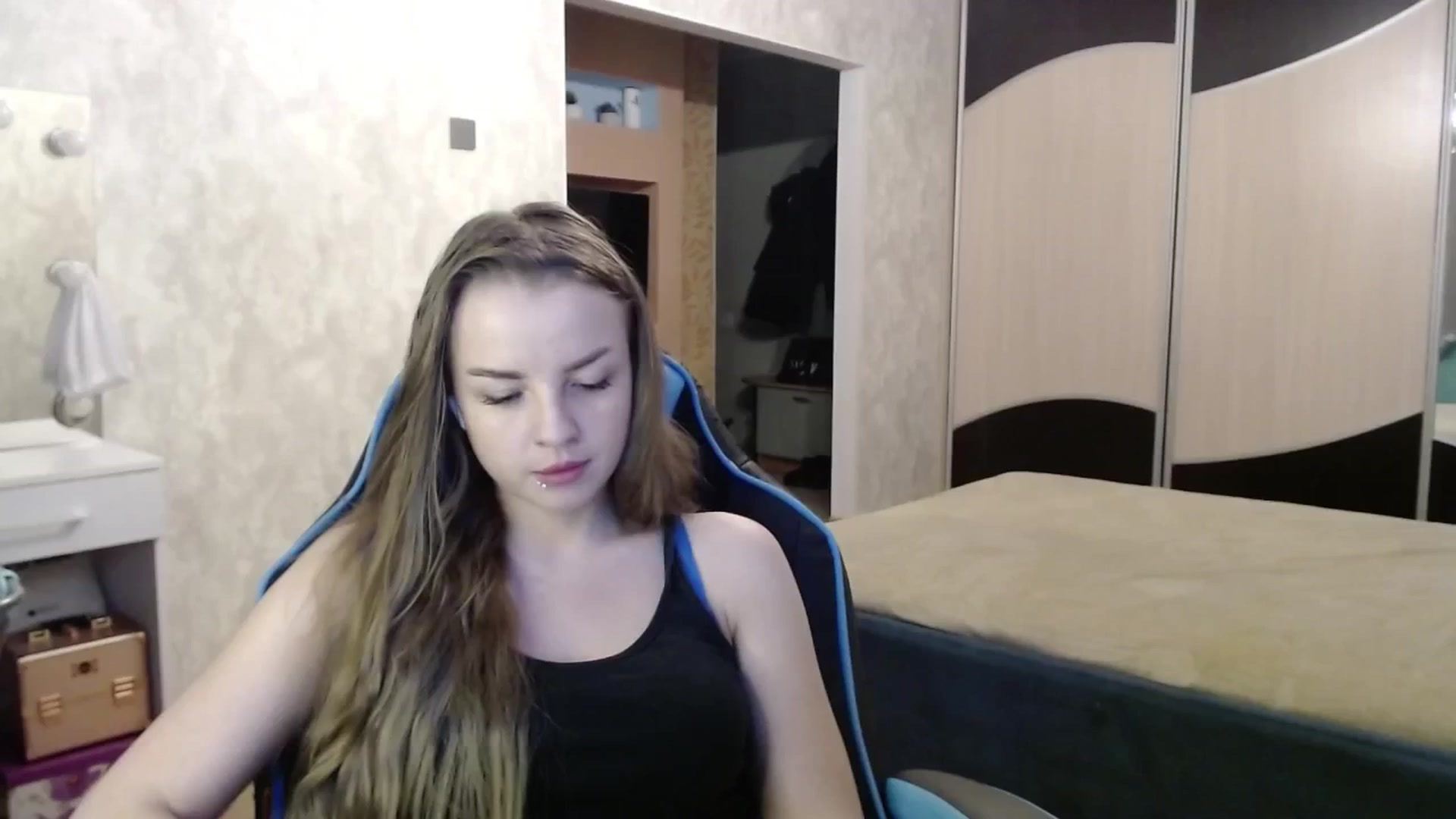 Gallery image thumbnail from Lio_noy's myfreecams stream on, 01/09/2025, 22:11 image 15 of 20