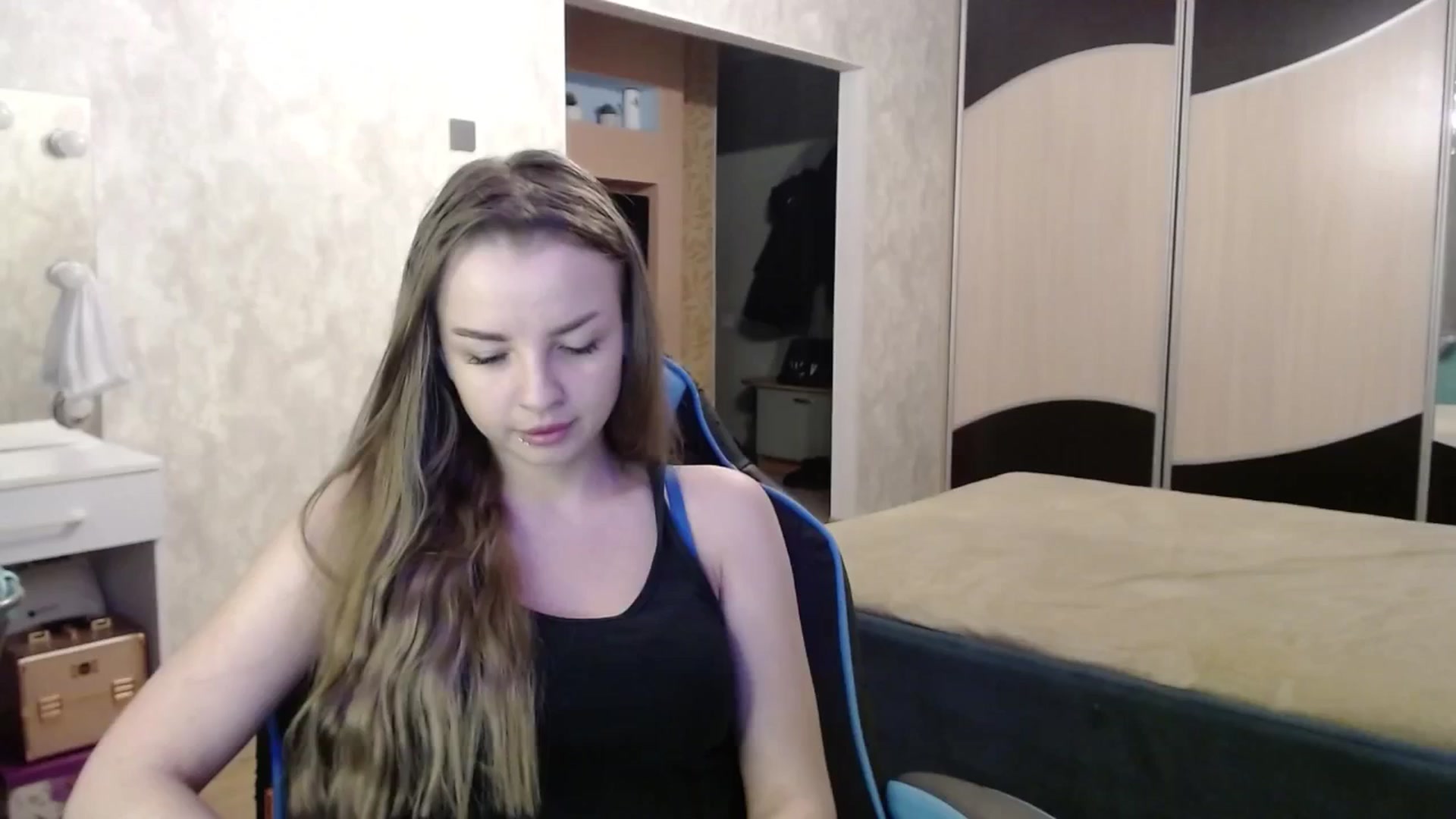 Gallery image thumbnail from Lio_noy's myfreecams stream on, 01/09/2025, 22:11 image 1 of 20