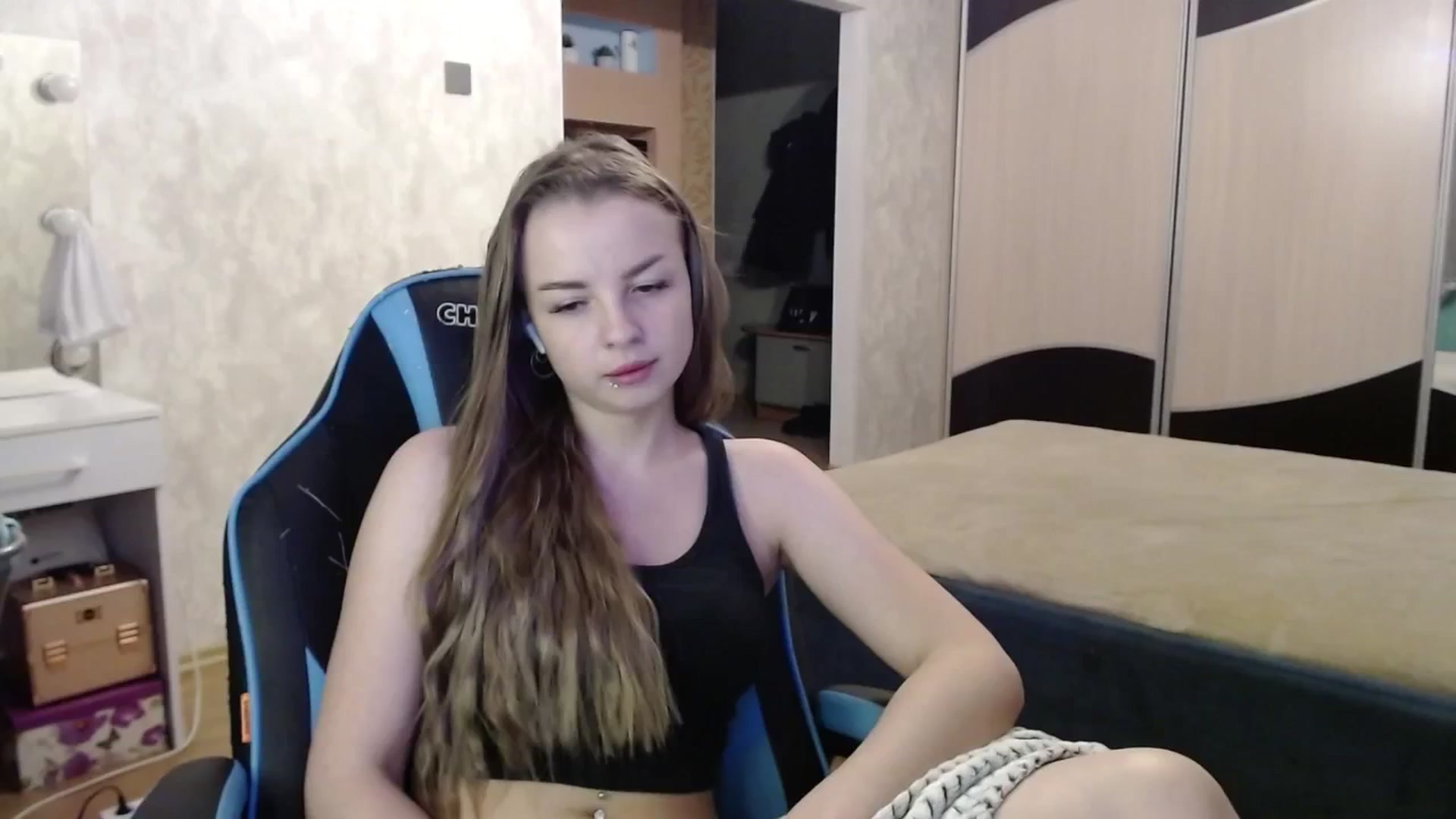 Gallery image thumbnail from Lio_noy's myfreecams stream on, 01/10/2025, 01:27 image 8 of 20