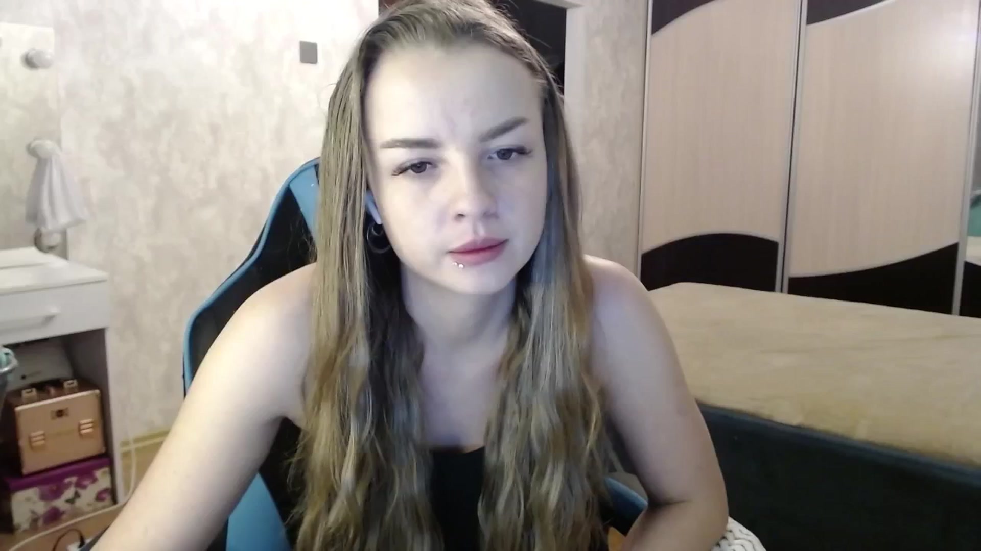 Gallery image thumbnail from Lio_noy's myfreecams stream on, 01/10/2025, 01:27 image 2 of 20