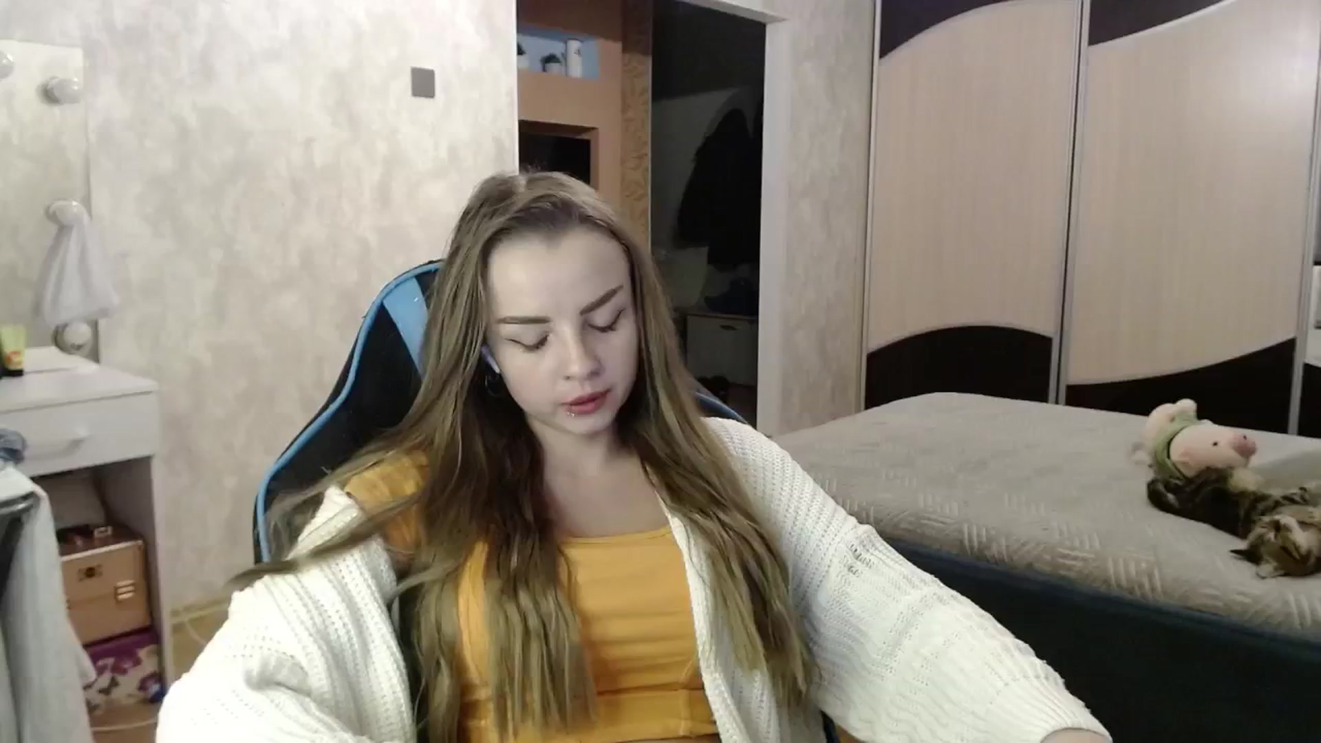 Gallery image thumbnail from Lio_noy's myfreecams stream on, 01/15/2025, 24:11 image 5 of 20