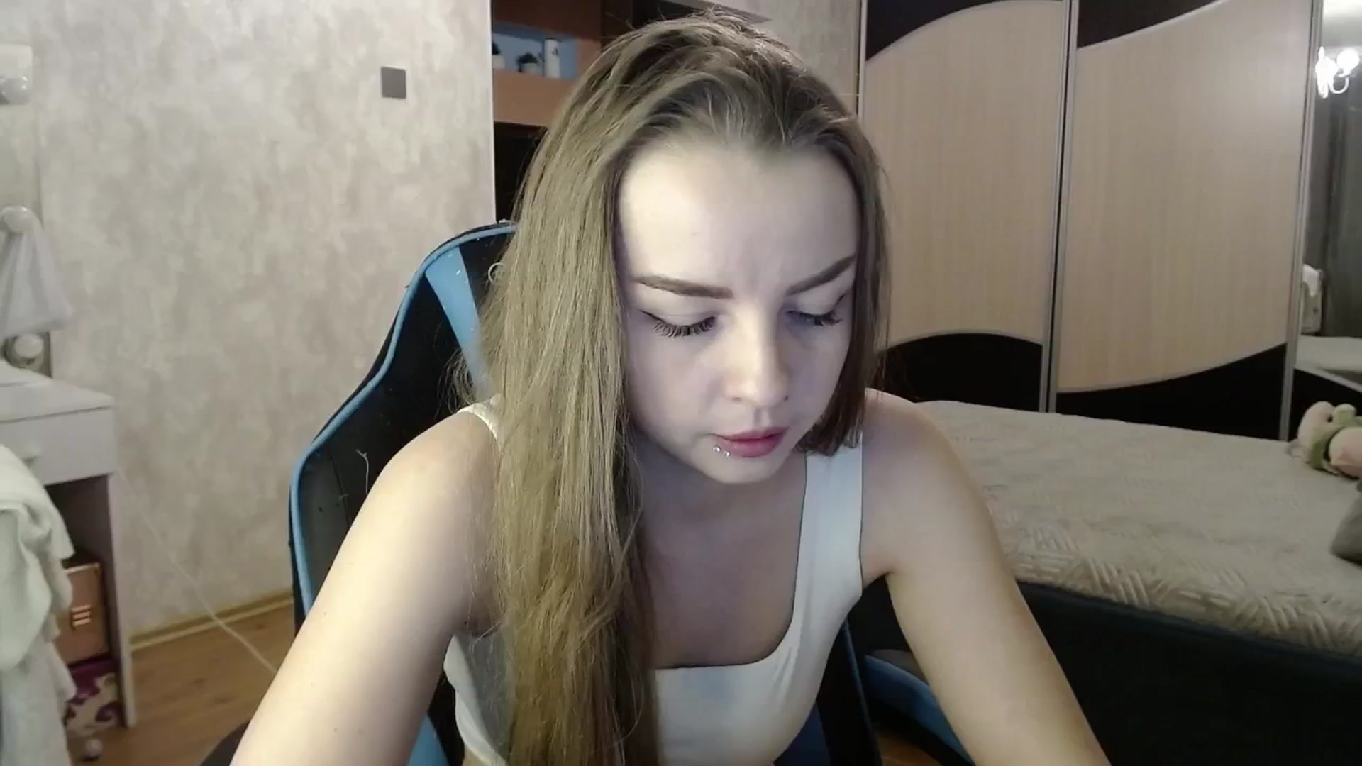 Gallery image thumbnail from Lio_noy's myfreecams stream on, 01/15/2025, 23:45 image 13 of 20