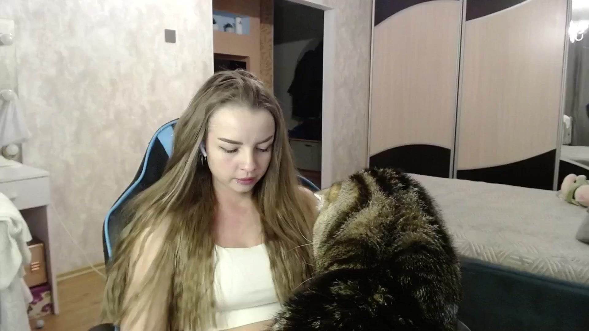 Gallery image thumbnail from Lio_noy's myfreecams stream on, 01/15/2025, 23:45 image 17 of 20