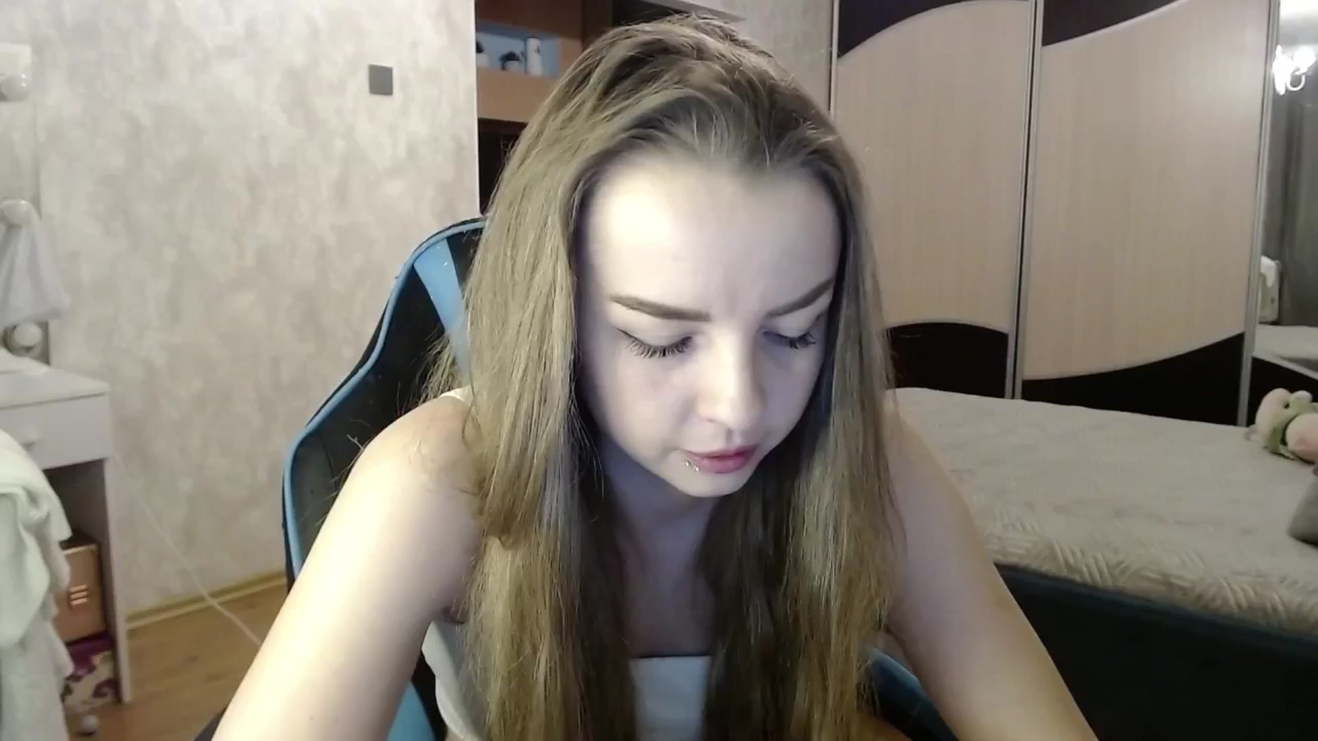 Gallery image thumbnail from Lio_noy's myfreecams stream on, 01/15/2025, 23:45 image 12 of 20