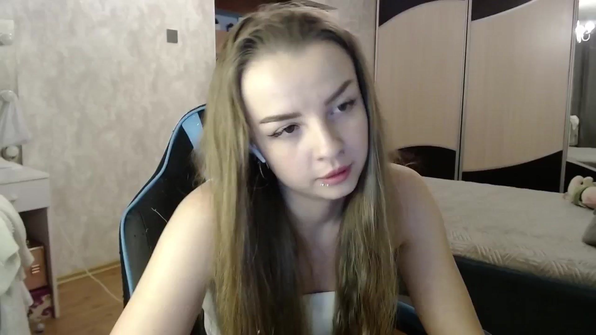 Gallery image thumbnail from Lio_noy's myfreecams stream on, 01/16/2025, 01:34 image 17 of 20