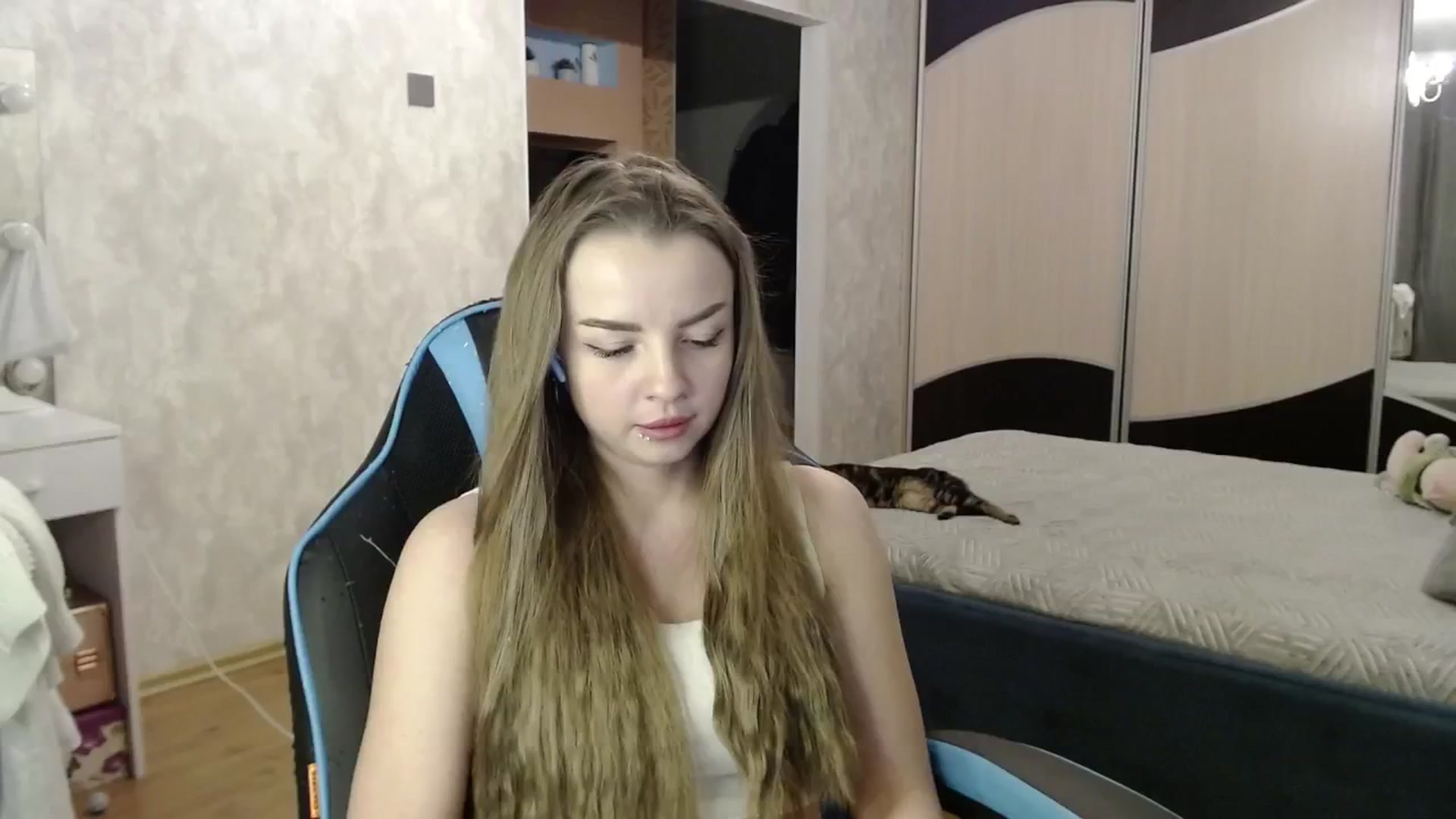 Gallery image thumbnail from Lio_noy's myfreecams stream on, 01/16/2025, 01:34 image 15 of 20