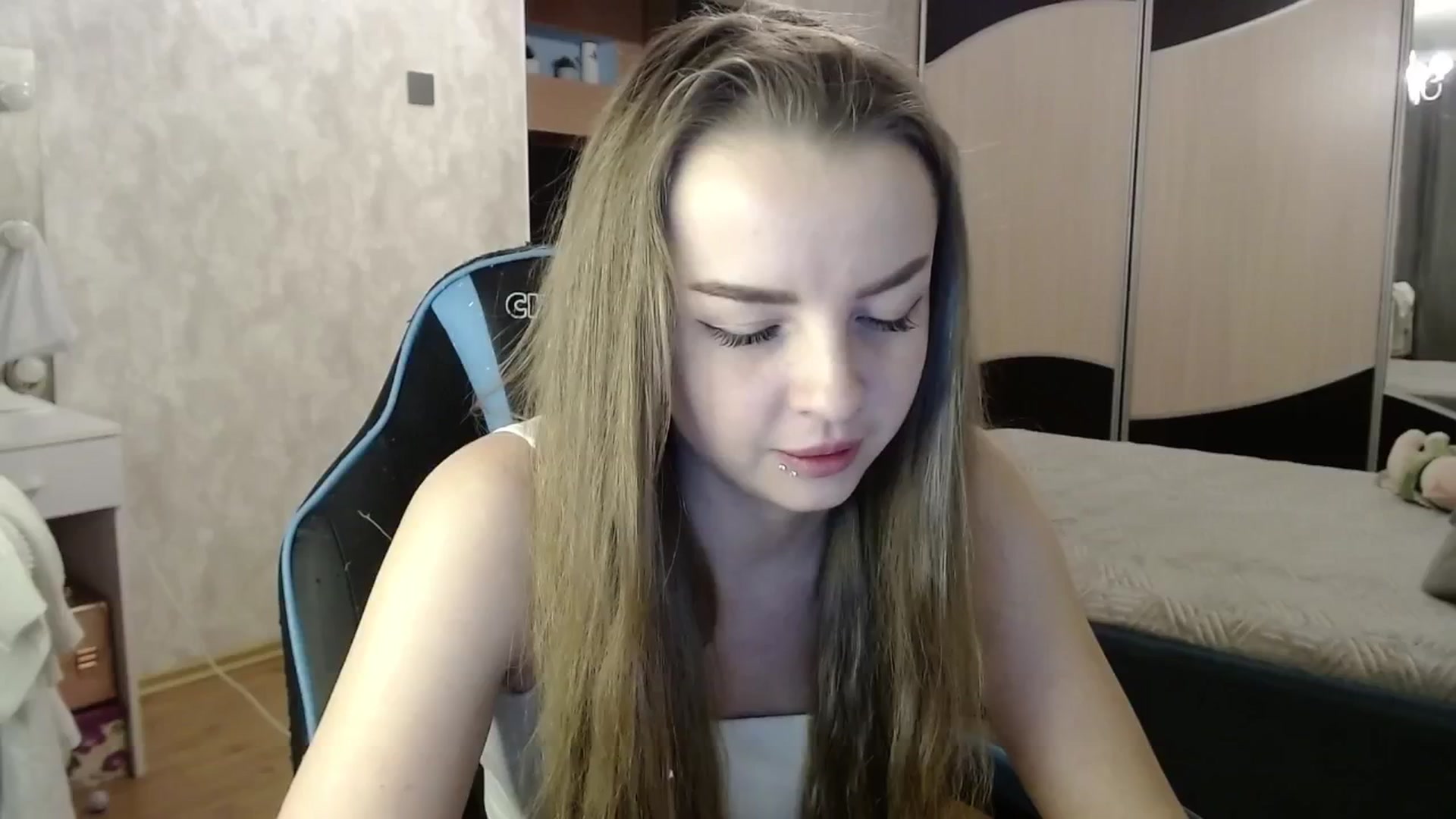Gallery image thumbnail from Lio_noy's myfreecams stream on, 01/16/2025, 01:34 image 18 of 20