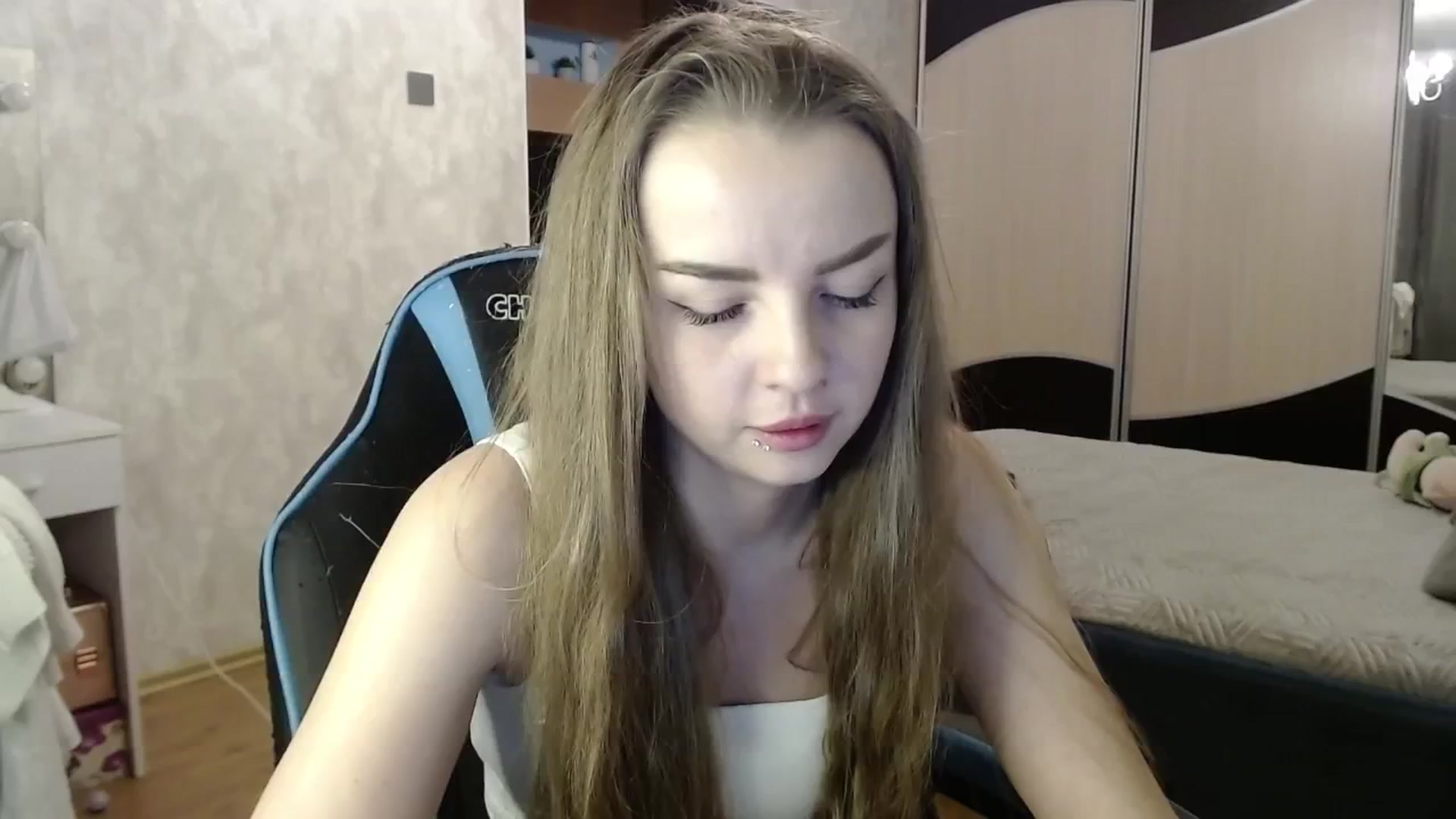 Gallery image thumbnail from Lio_noy's myfreecams stream on, 01/16/2025, 01:34 image 19 of 20