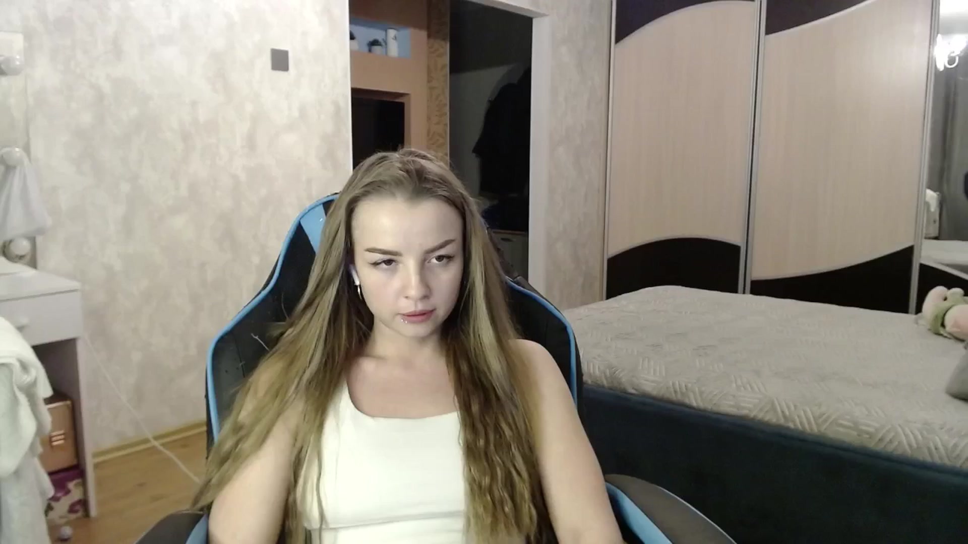 Gallery image thumbnail from Lio_noy's myfreecams stream on, 01/16/2025, 01:34 image 4 of 20