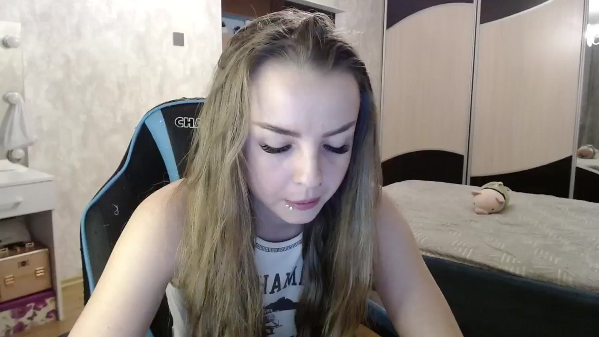 Gallery image thumbnail from Lio_noy's myfreecams stream on, 01/18/2025, 23:56 image 15 of 20
