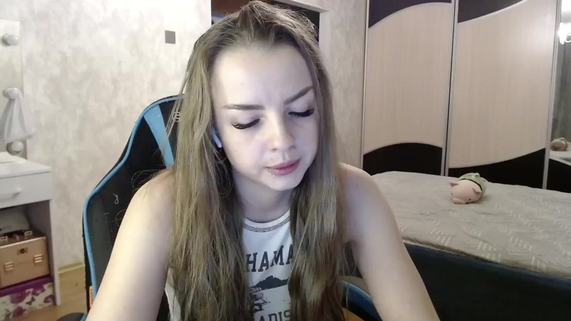 Gallery image thumbnail from Lio_noy's myfreecams stream on, 01/18/2025, 23:56 image 12 of 20