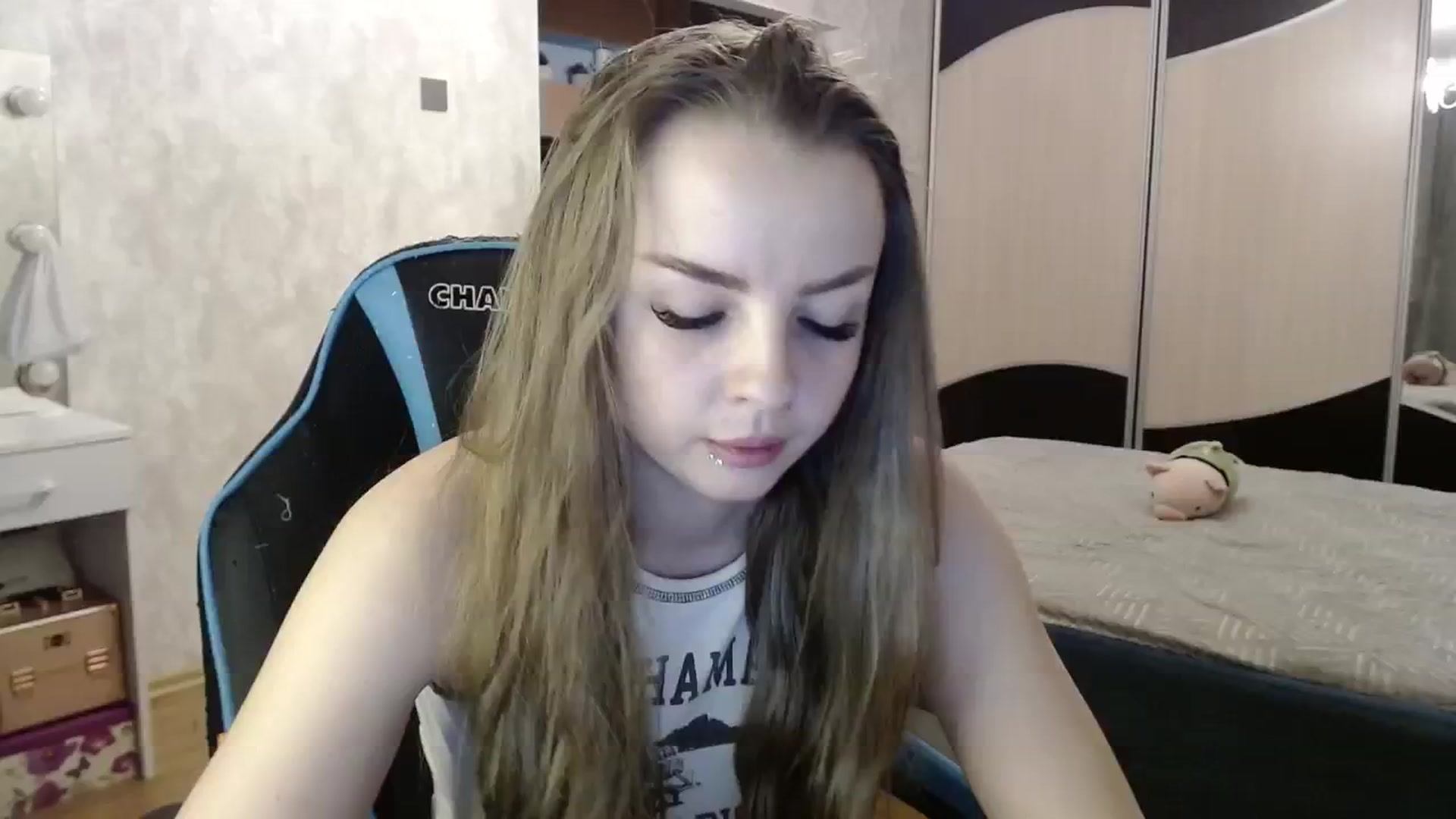 Gallery image thumbnail from Lio_noy's myfreecams stream on, 01/18/2025, 23:56 image 18 of 20