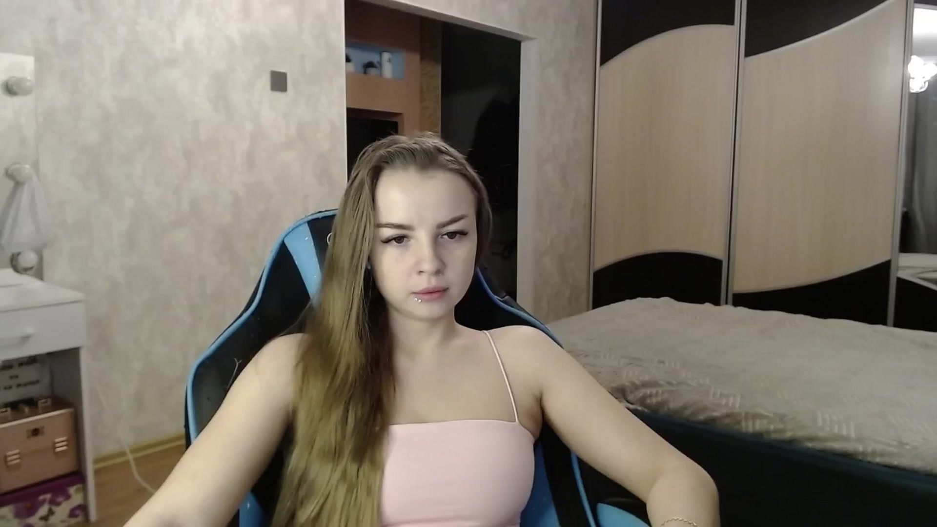 Gallery image thumbnail from Lio_noy's myfreecams stream on, 01/23/2025, 21:58 image 18 of 20