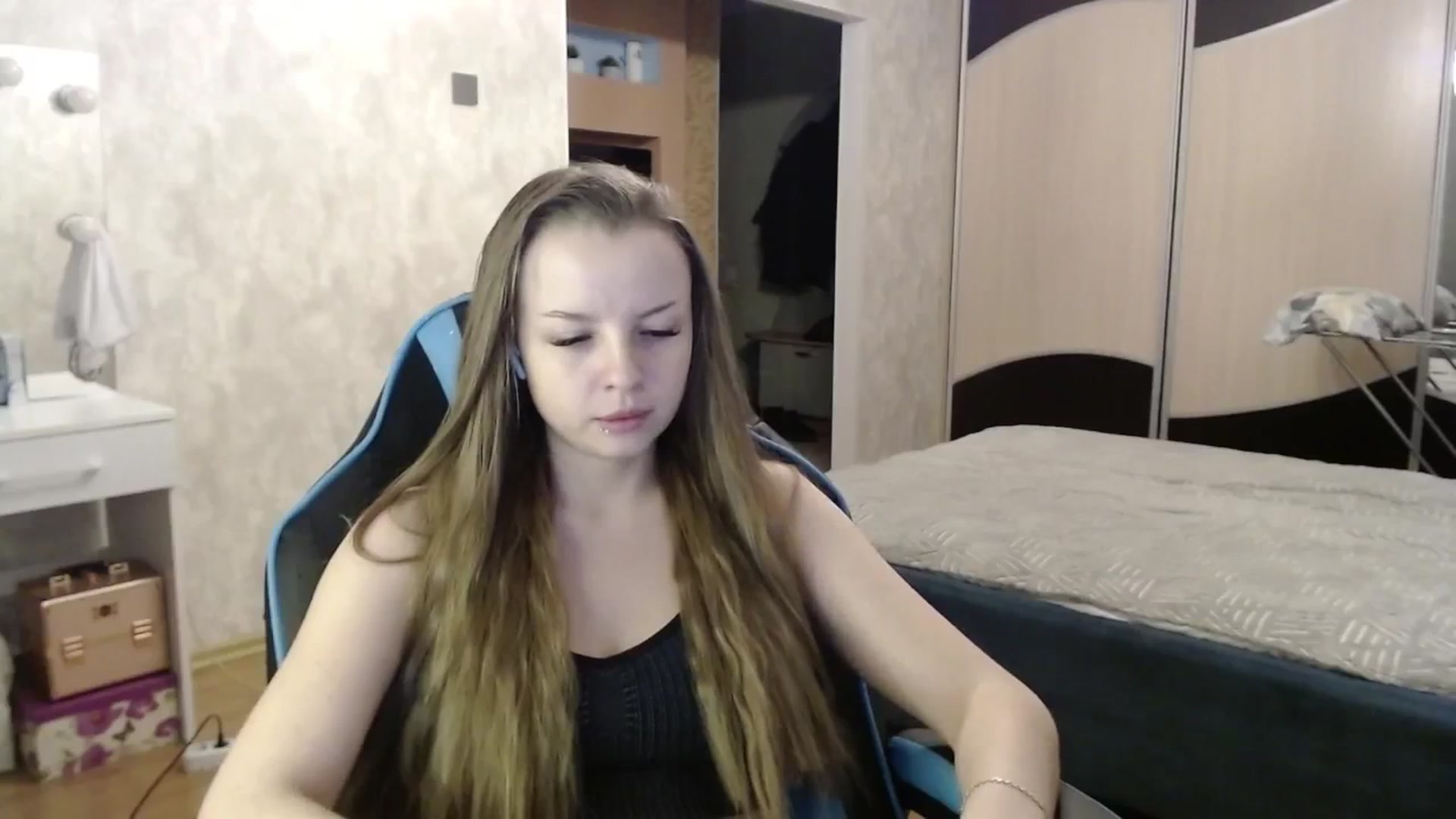 Gallery image thumbnail from Lio_noy's myfreecams stream on, 02/02/2025, 23:33 image 10 of 20