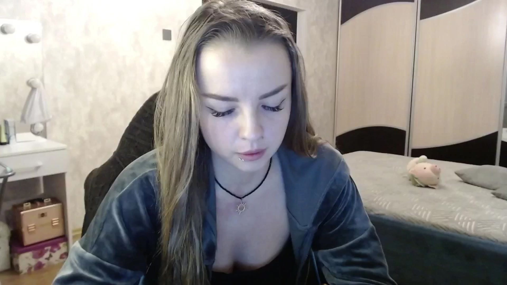 Gallery image thumbnail from Lio_noy's myfreecams stream on, 02/04/2025, 23:57 image 10 of 20