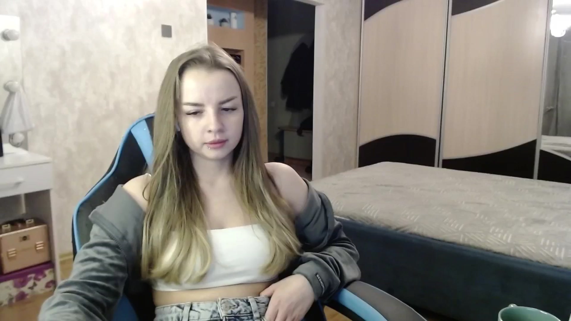 Gallery image thumbnail from Lio_noy's myfreecams stream on, 02/05/2025, 23:36 image 6 of 20