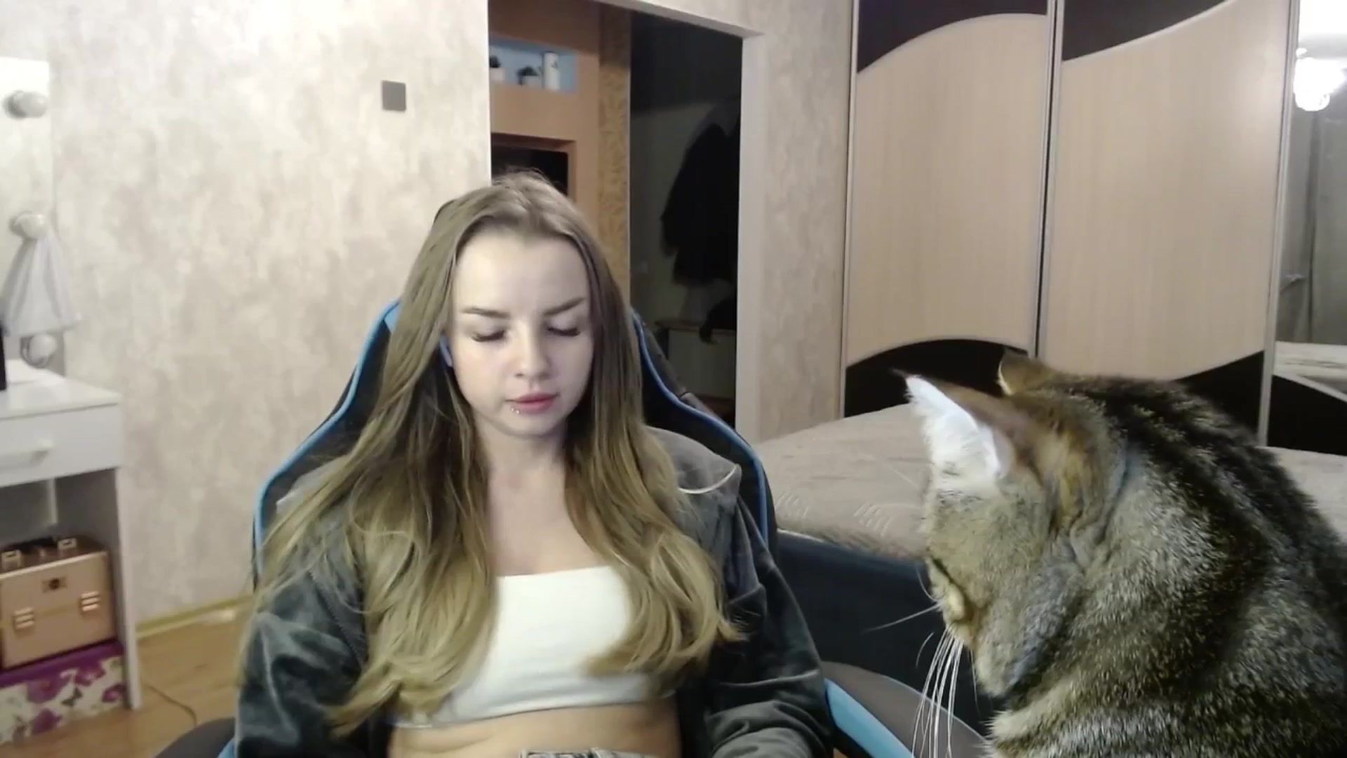Gallery image thumbnail from Lio_noy's myfreecams stream on, 02/06/2025, 01:01 image 14 of 20