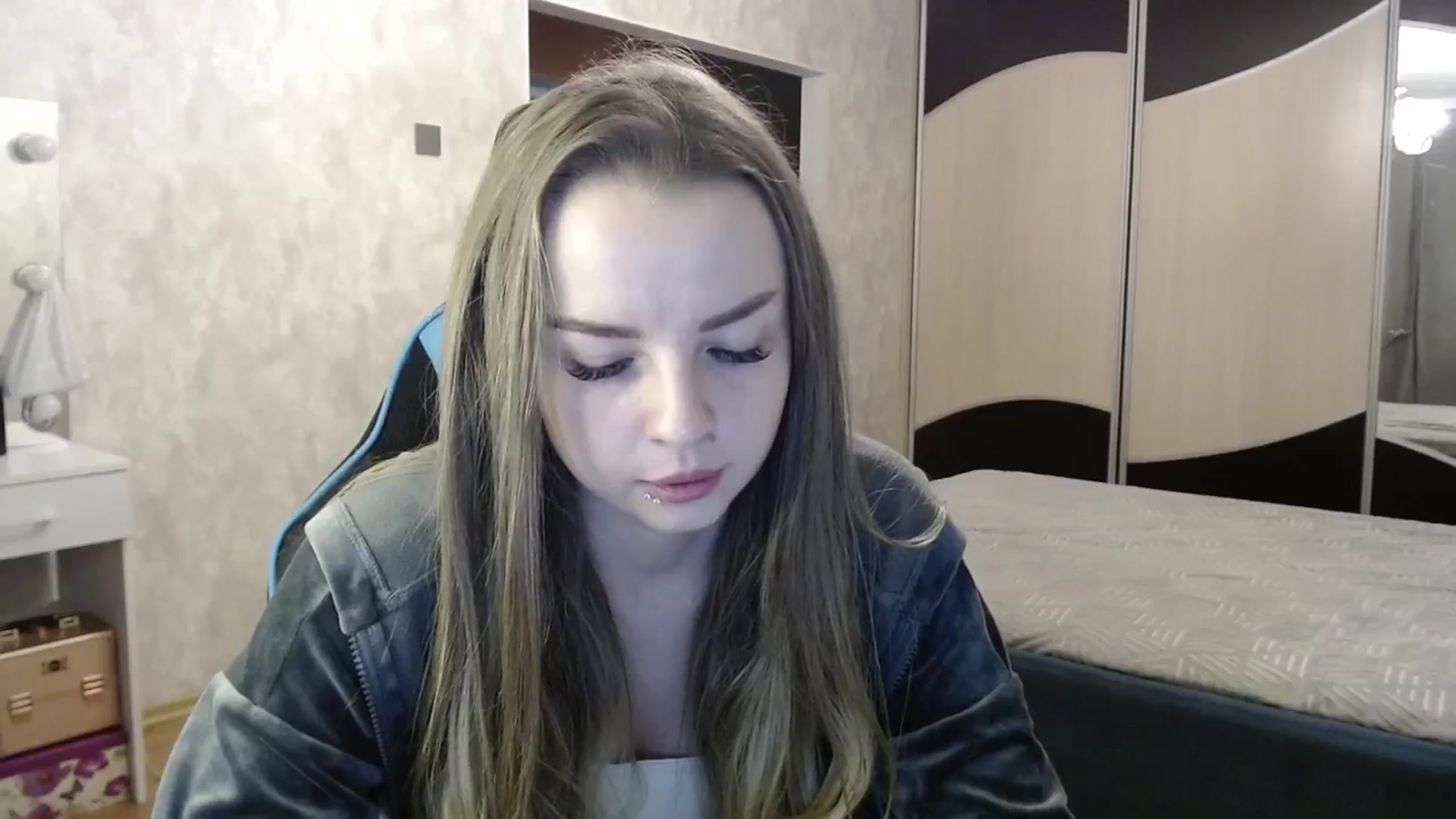 Gallery image thumbnail from Lio_noy's myfreecams stream on, 02/06/2025, 01:01 image 6 of 20