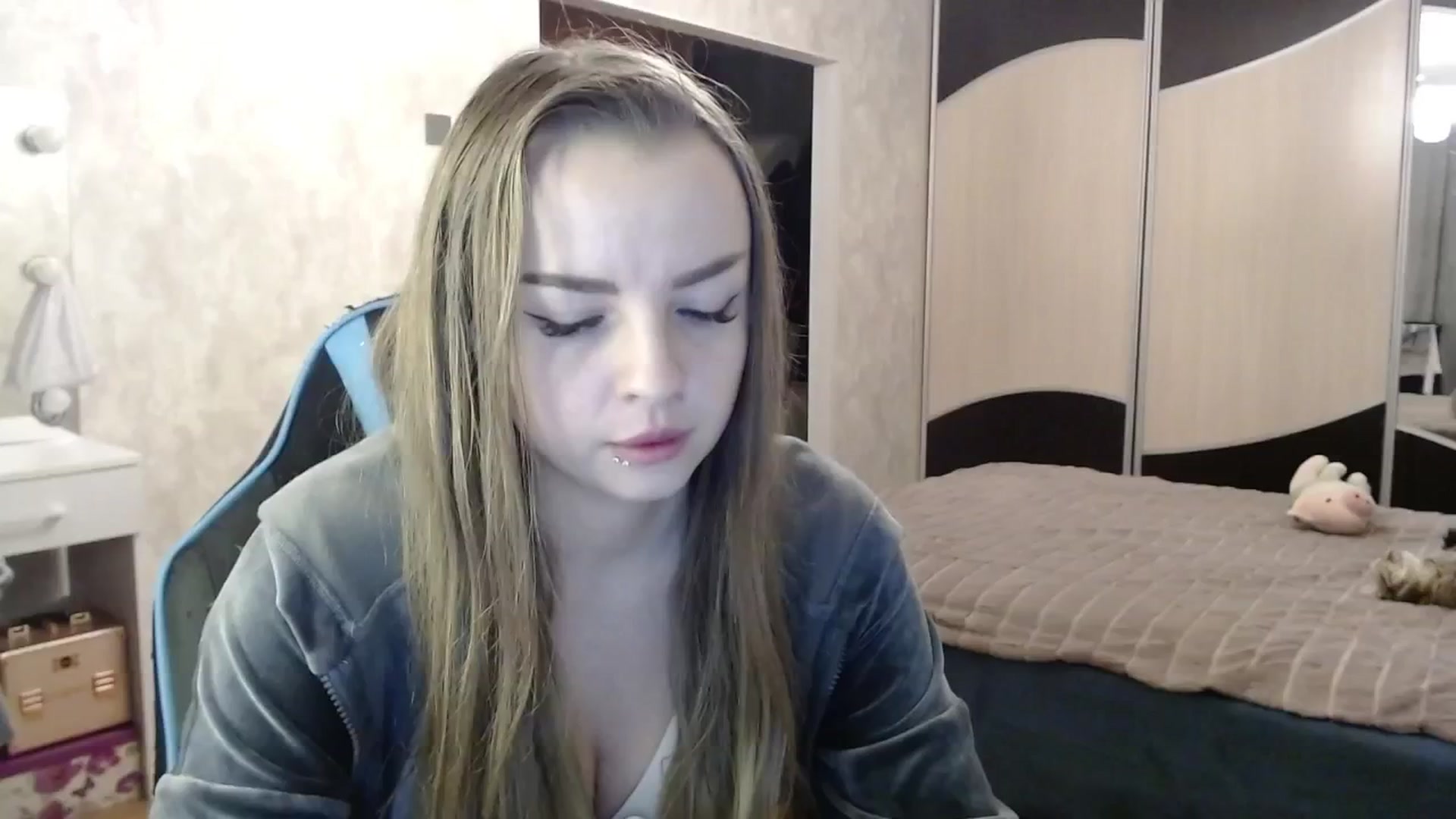 Gallery image thumbnail from Lio_noy's myfreecams stream on, 02/11/2025, 24:02 image 17 of 20