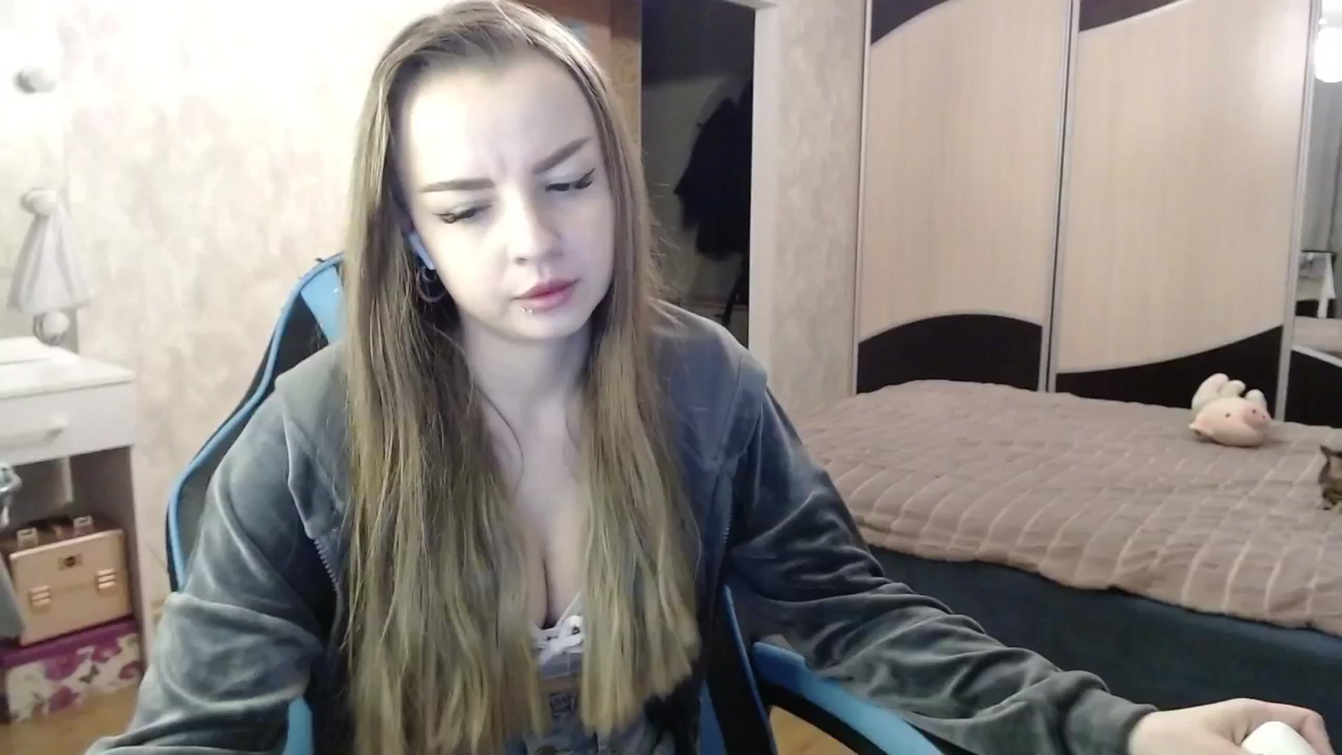 Gallery image thumbnail from Lio_noy's myfreecams stream on, 02/11/2025, 24:02 image 14 of 20