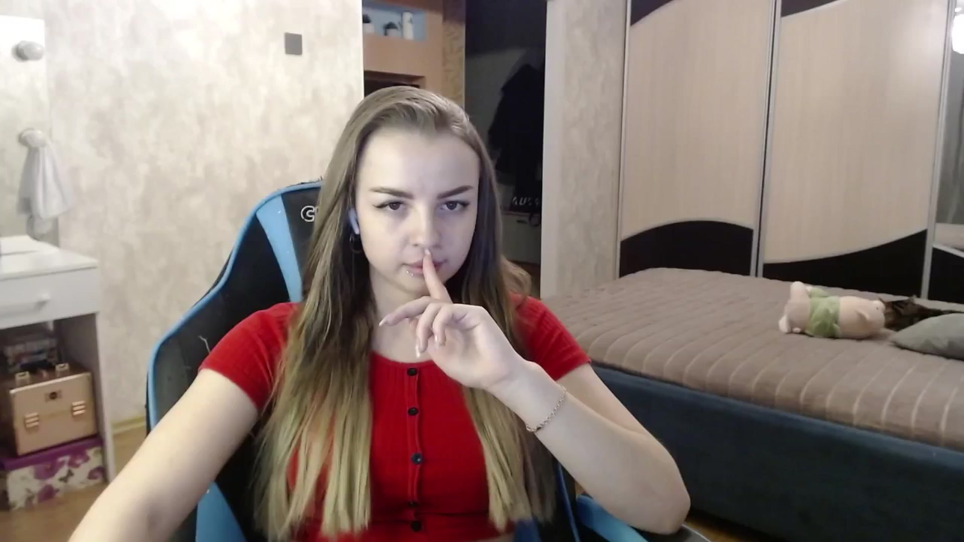 Gallery image thumbnail from Lio_noy's myfreecams stream on, 02/20/2025, 23:42 image 1 of 20