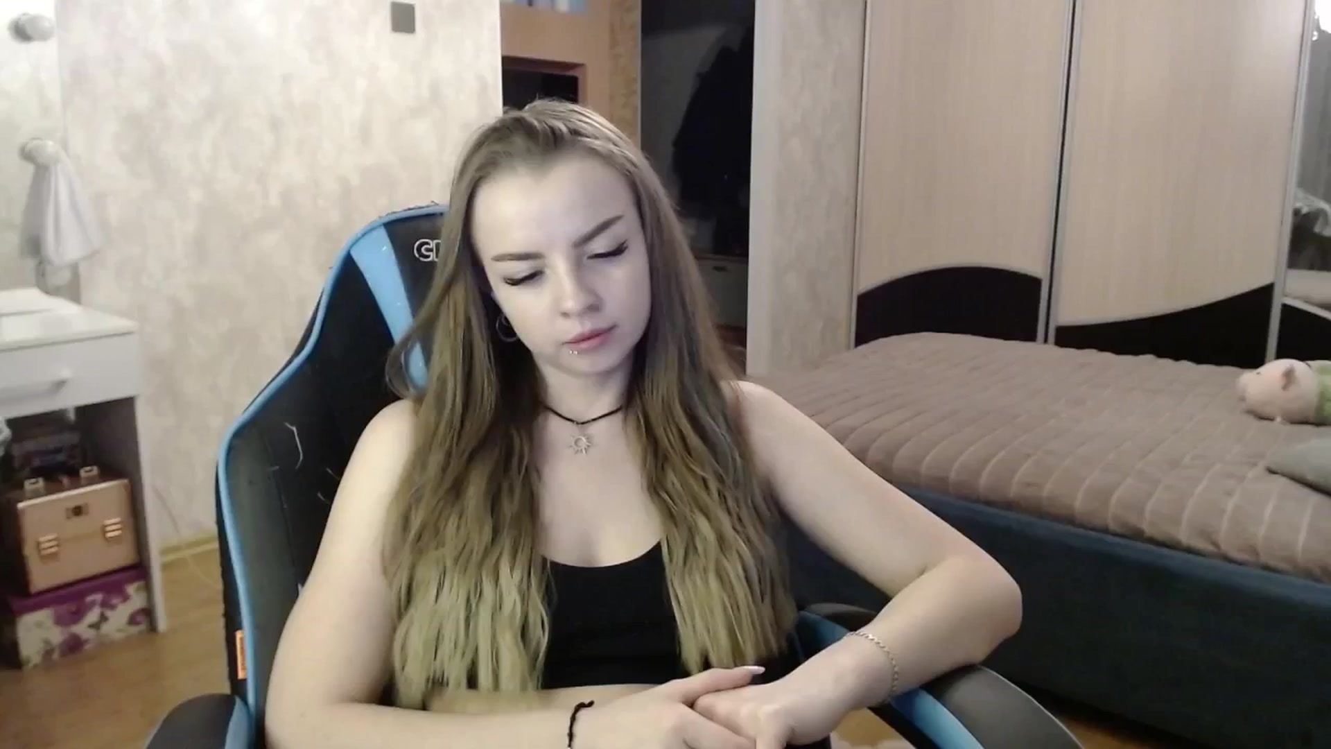 Gallery image thumbnail from Lio_noy's myfreecams stream on, 02/25/2025, 24:17 image 9 of 20